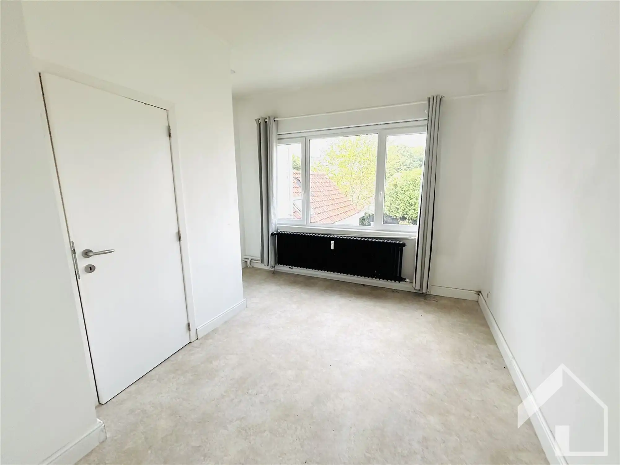 Te renoveren opbrengsteigendom bestaande uit 2 units foto 6