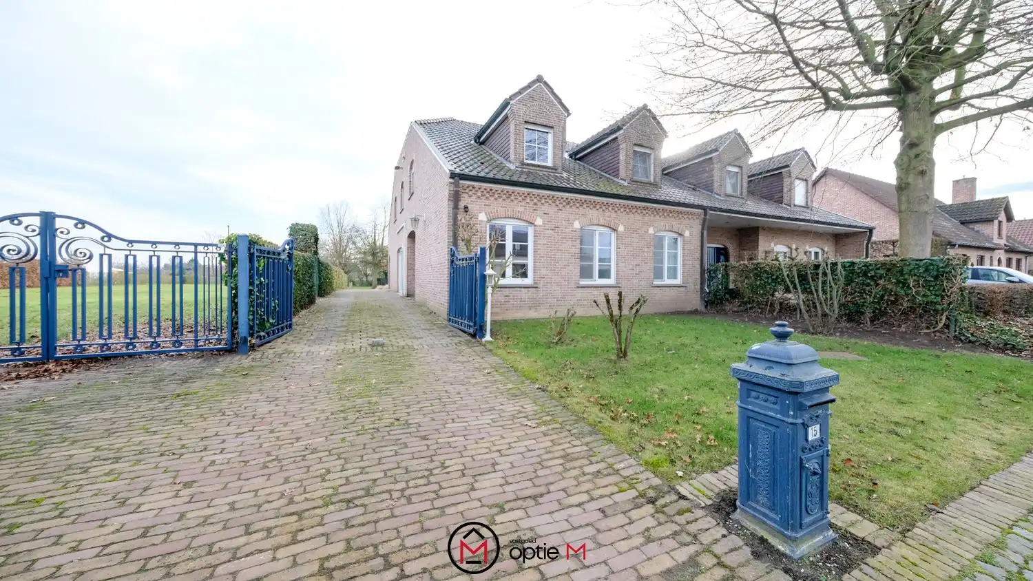 Ruime woning te huur in Alken met 4 slaapkamers en een tuin foto {{pictureIndex}}