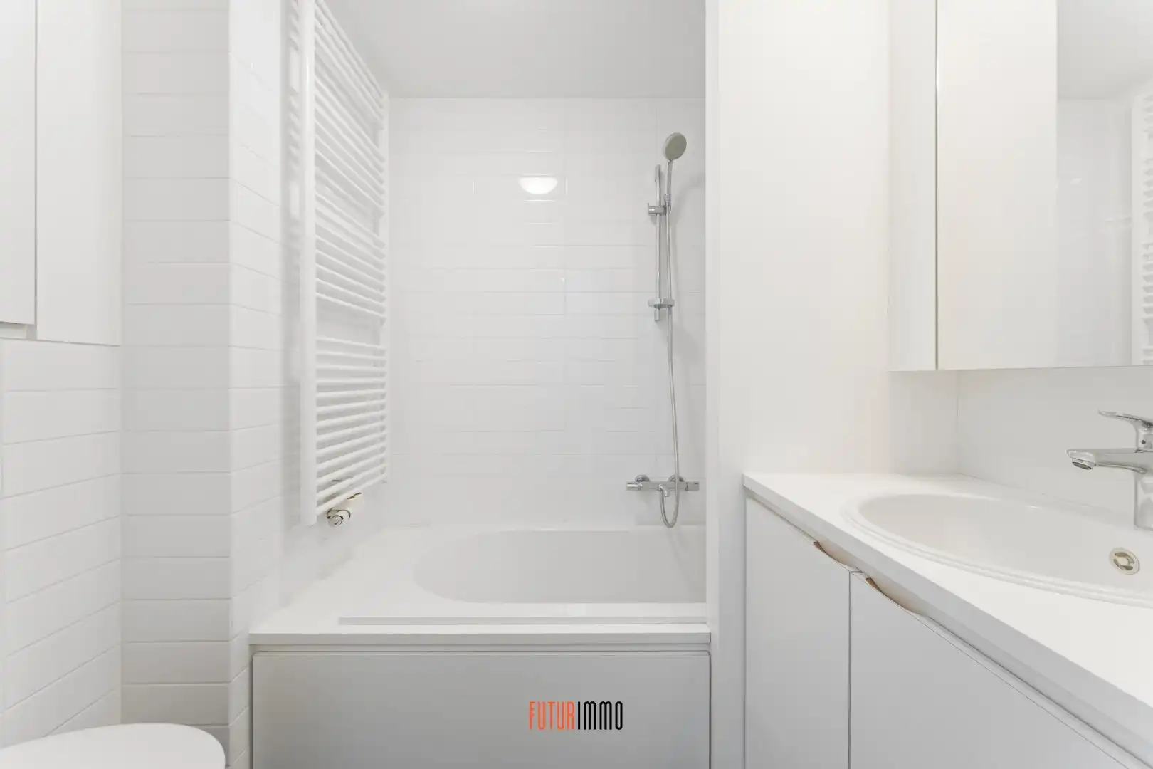 Opbrengsteigendom: duplexappartement + 12 garages foto 12