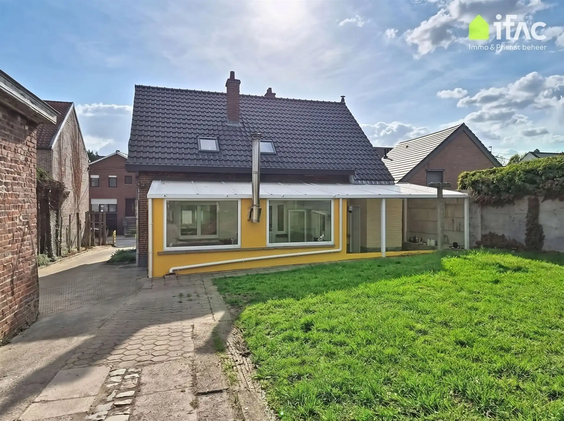Centraal gelegen 4gevel woning op 25,45a in het centrum  foto 2