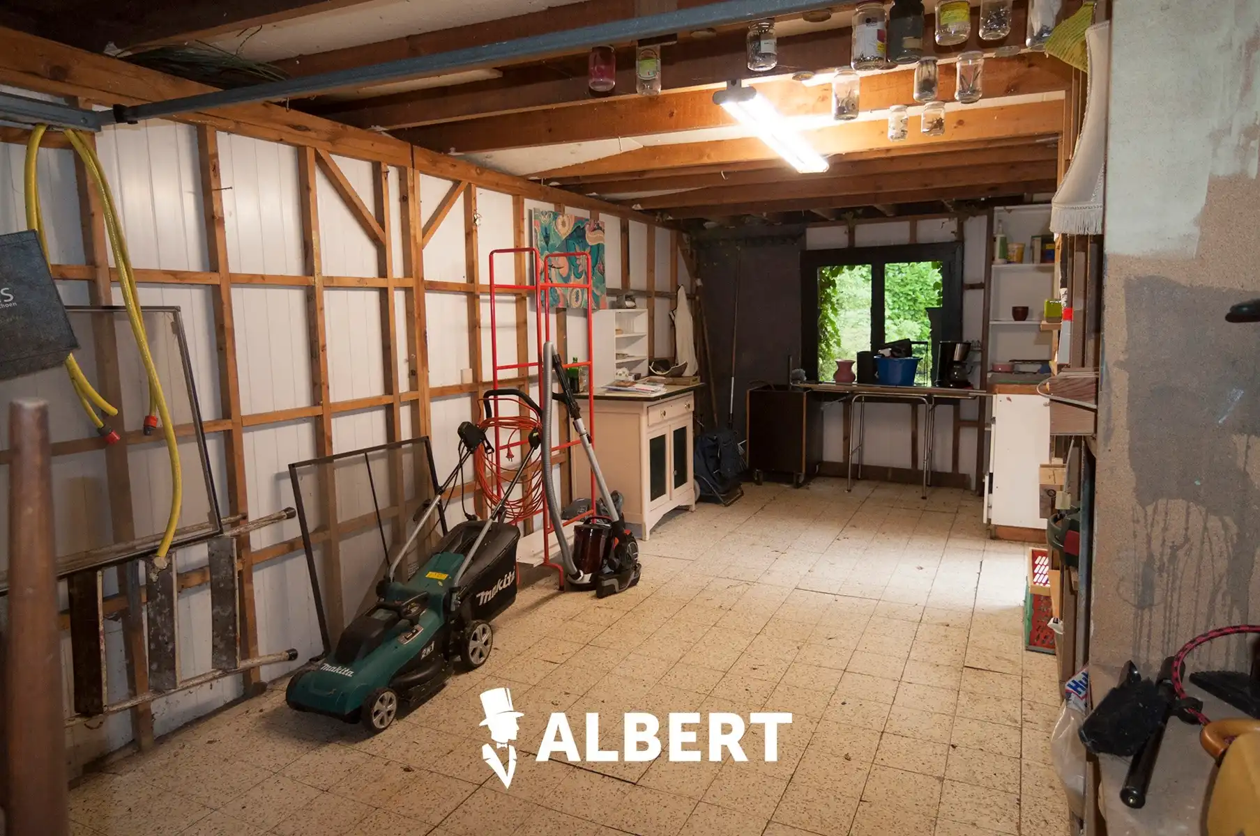 Leuke woning op toplocatie met mooie tuin en 4 slaapkamers! foto 27