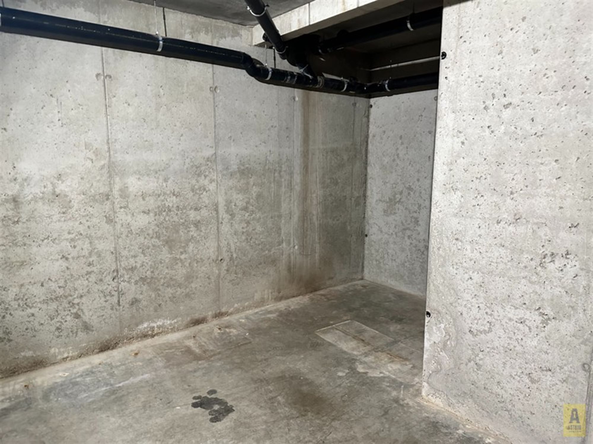 Afgesloten garagebox in centrum (ondergronds)! foto 5