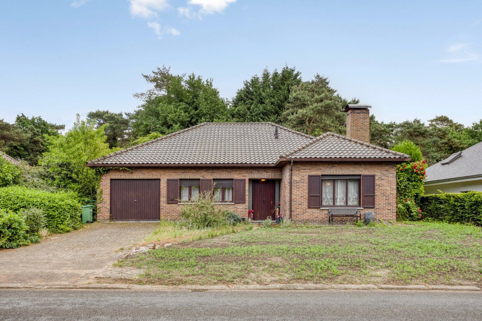 Gelijkvloerse woning met 2 slpks en inpandige garage op 824 m² !  foto 20