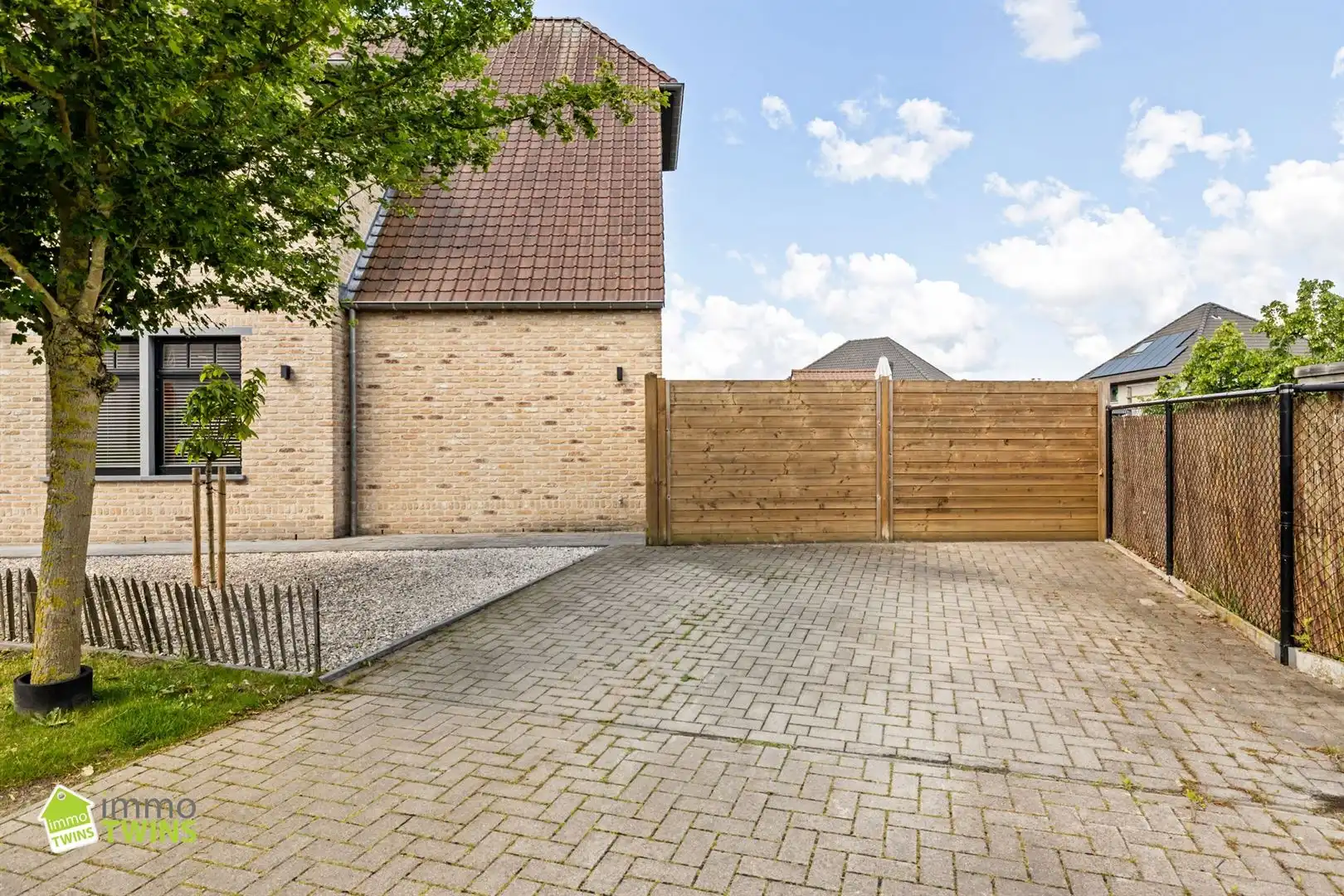 Prachtige en instapklare halfopen bebouwing op toplocatie in Grembergen!  foto 36