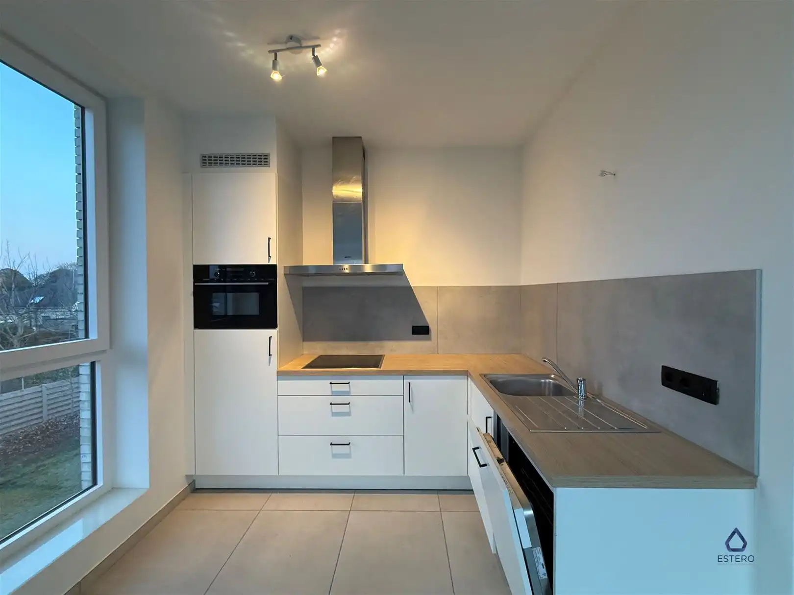 Mooi afgewerkt nieuwbouwappartement met 1 slaapkamer foto 7