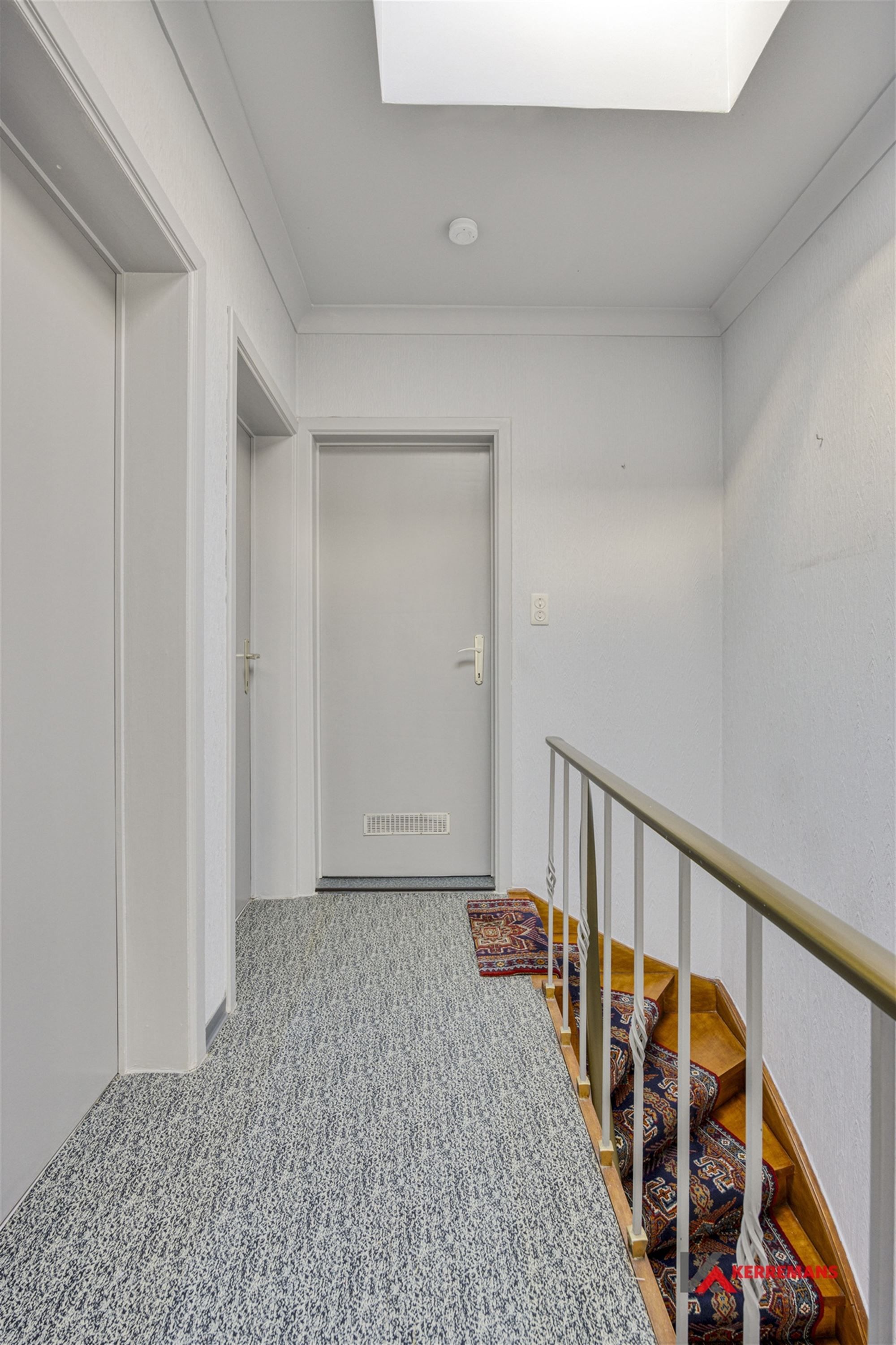 Ruime Woning met 3 slaapkamers, tuin en garage. foto 8
