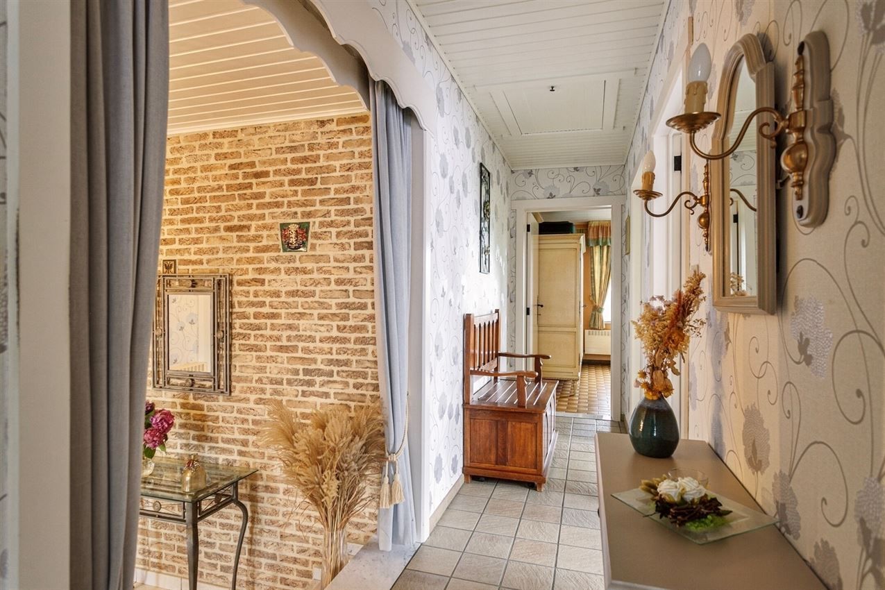 Instapklare woning, 3slk, met weiland 52a foto 14