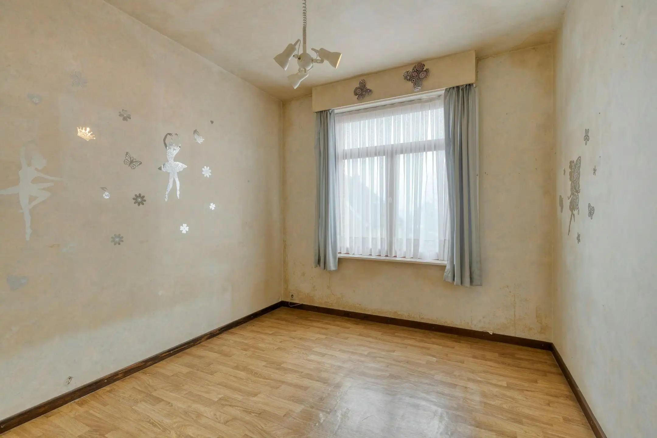 Te renoveren huis te koop in Uitkerke met 4 slaapkamers foto 11