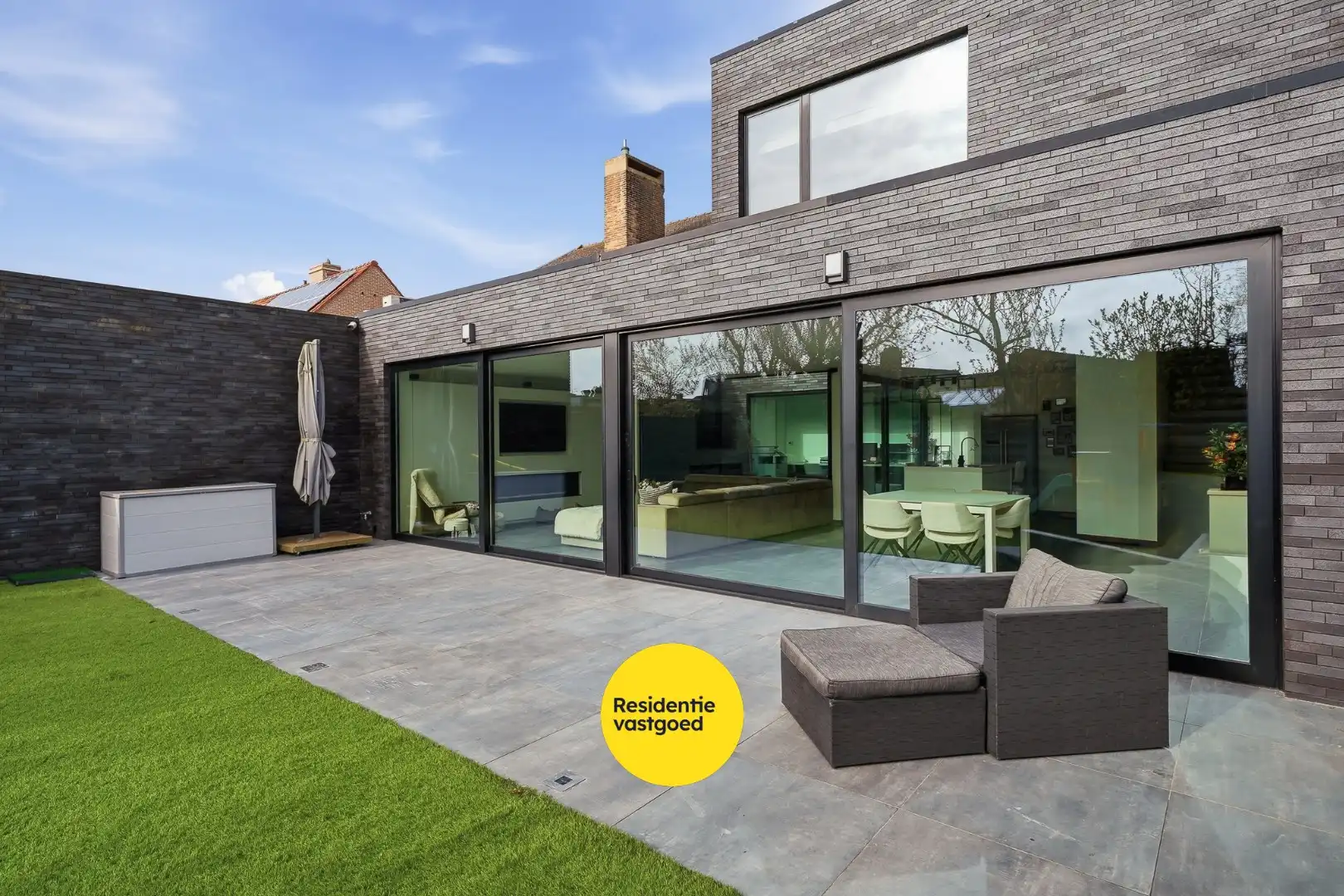 Ruime lichtrijke nieuwbouwvilla in centrum Oudenburg foto 15