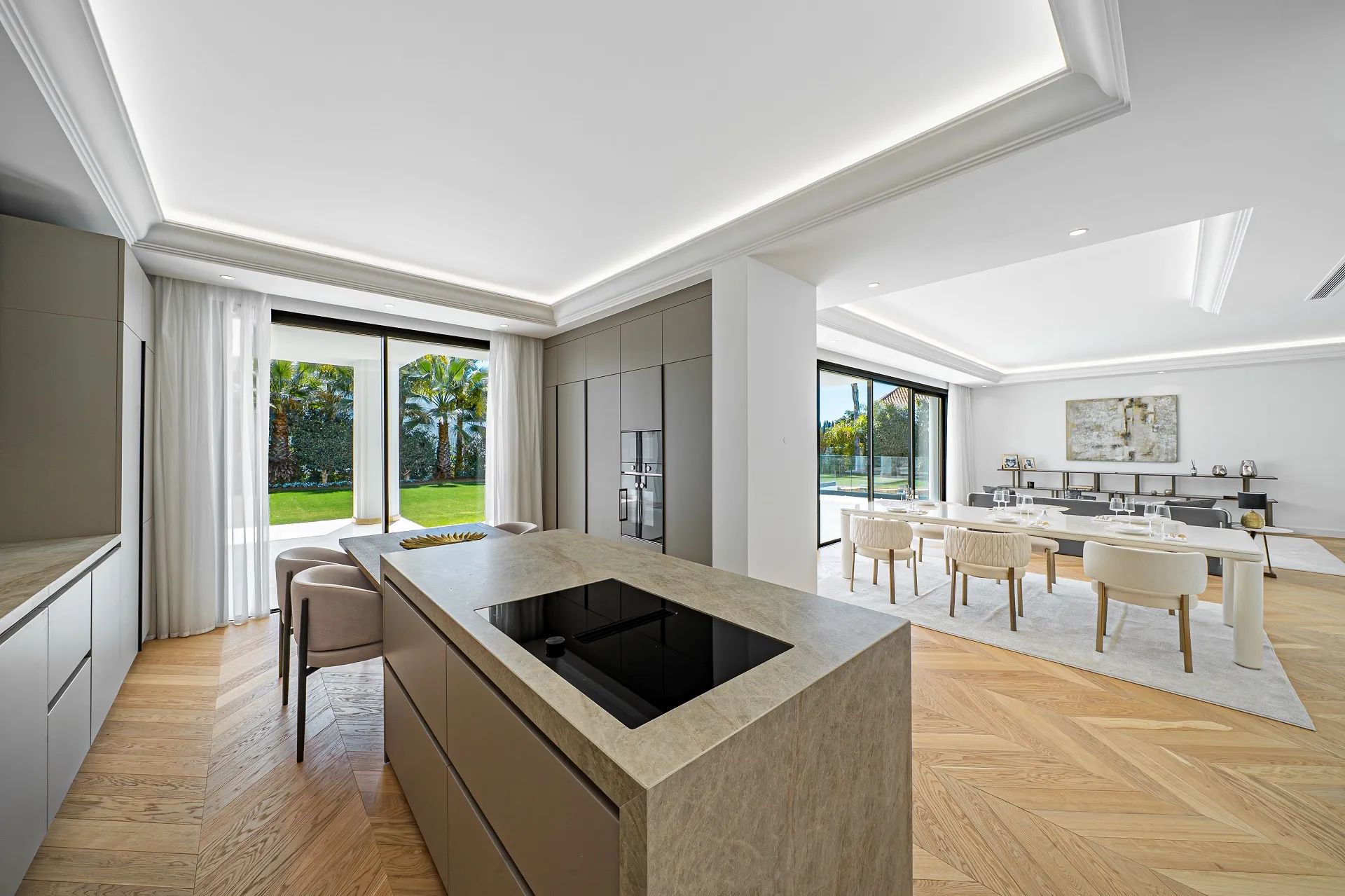 Koninklijk wonen aan de Golden Mile – exclusieve villa’s in het iconische Las Lomas del Marbella Club foto 8