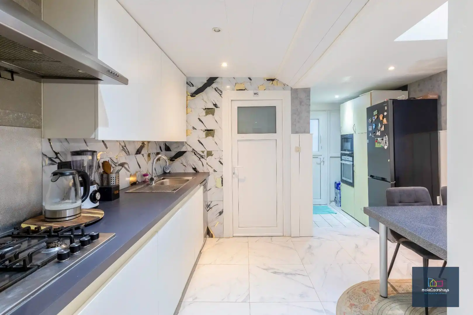 Woning met 4 slaapkamers en koer nabij centrum Gent foto 8