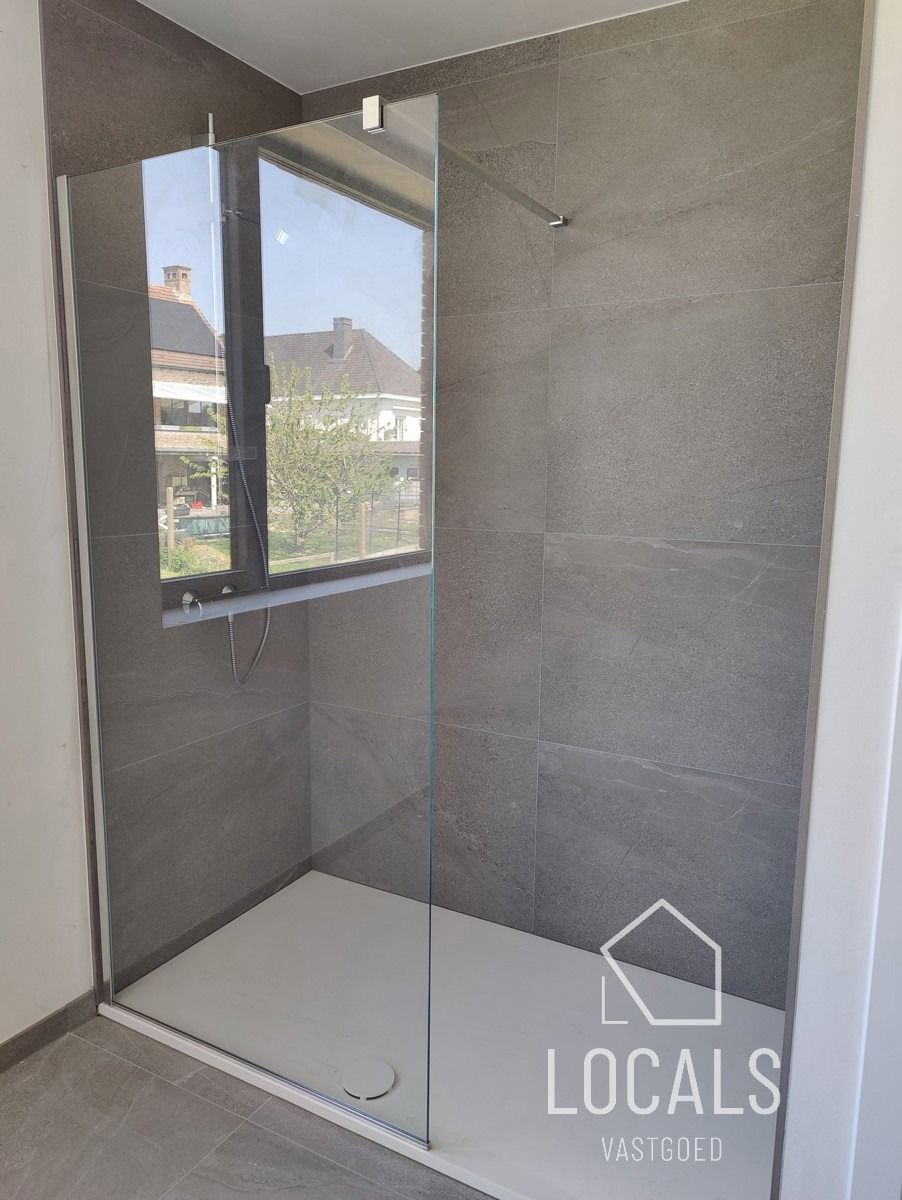 Ruime HOB met garage, tuin & 3 slaapkamers op toplocatie! foto 12