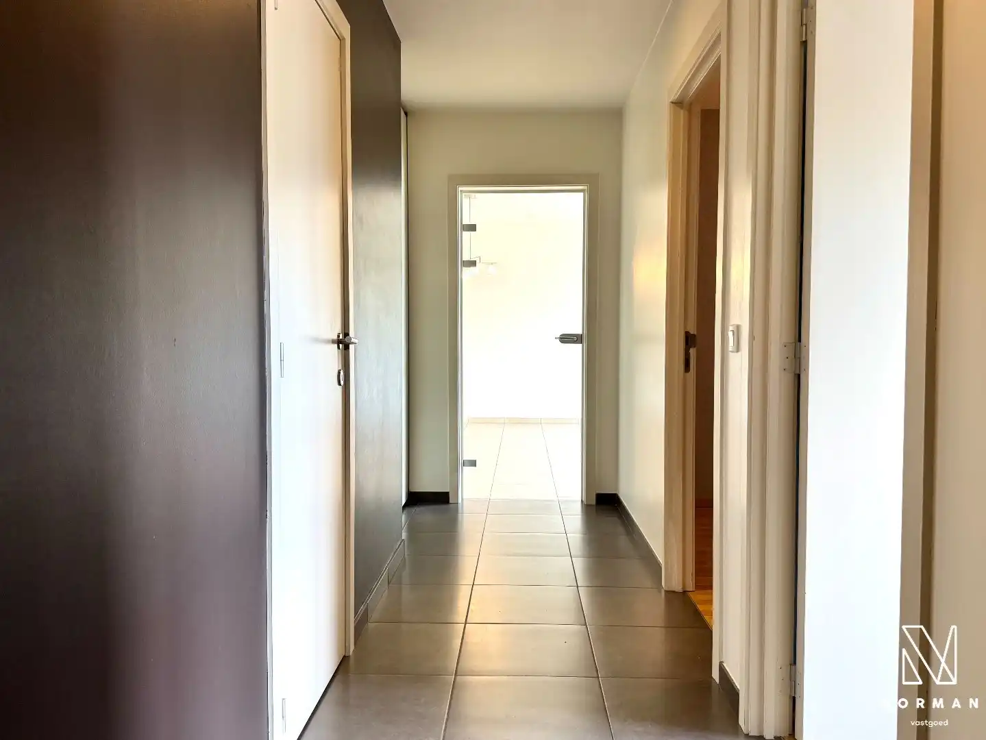 Energiezuinig 2-slaapkamer appartement inclusief staanplaats te koop in Kuurne naast de Groene Long foto 8