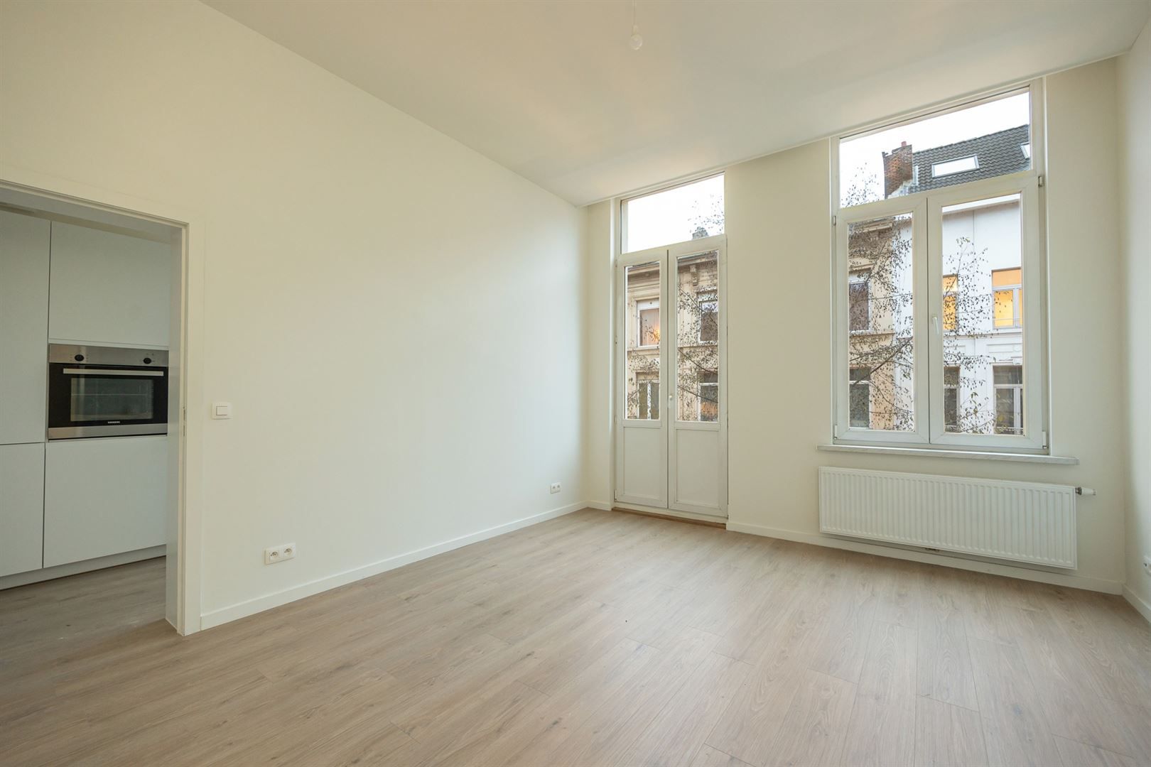 Gerenoveerd appartement midden in de stad foto 3