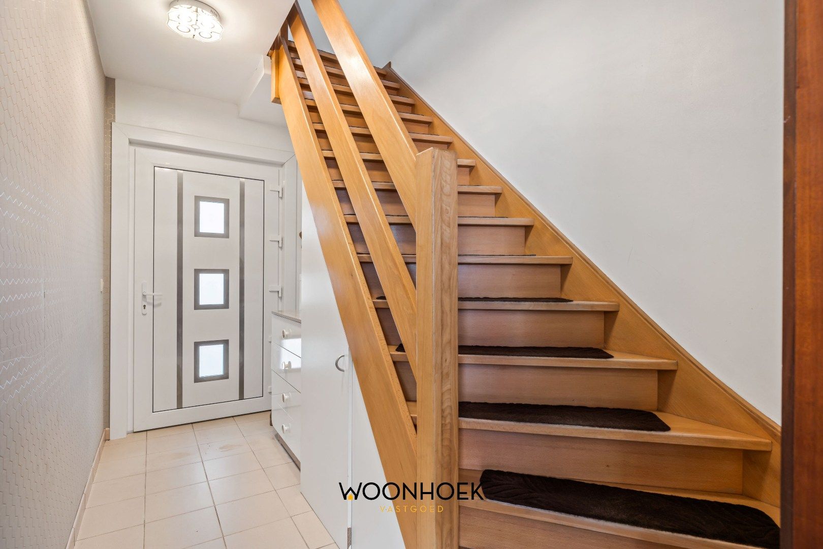 VERKOCHT! Binnen de maand! Woonhoek Vastgoed foto 9