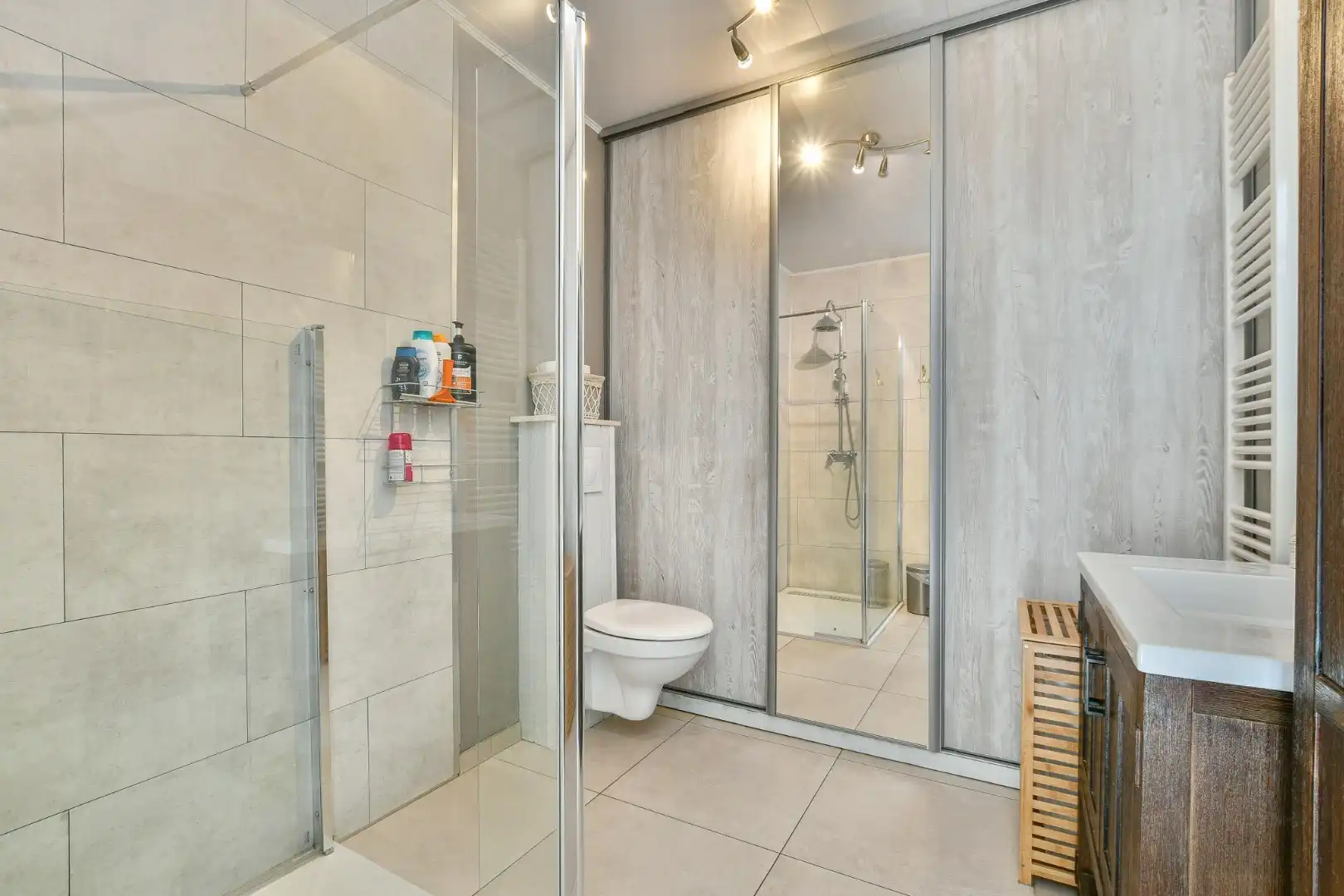 Instapklare woning op toplocatie in rustige woonwijk te Harendijke, Wenduine! foto 20