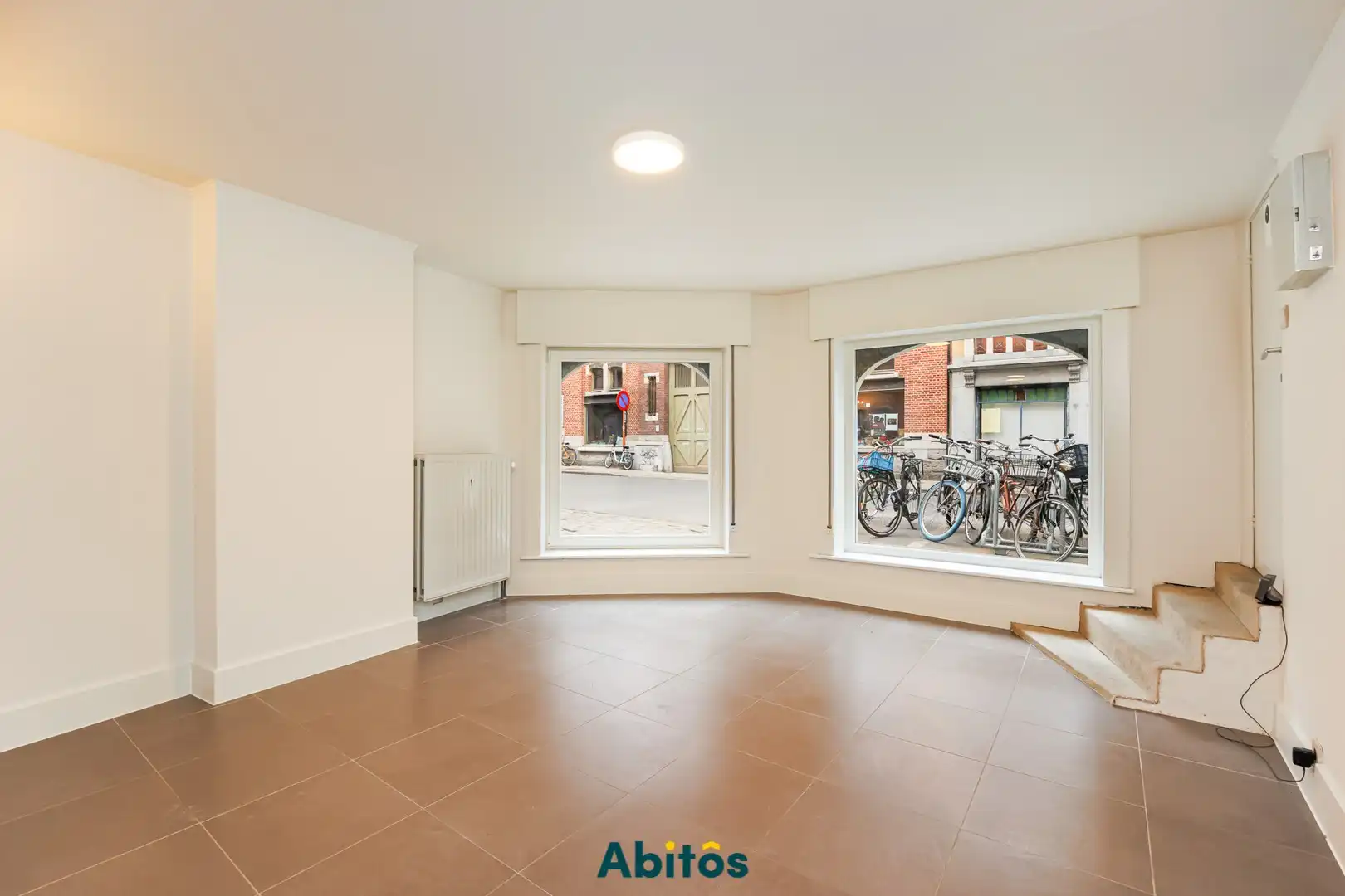 Opgefriste ruime duplex met 2 slaapkamers nabij Vrijdagmarkt foto 7