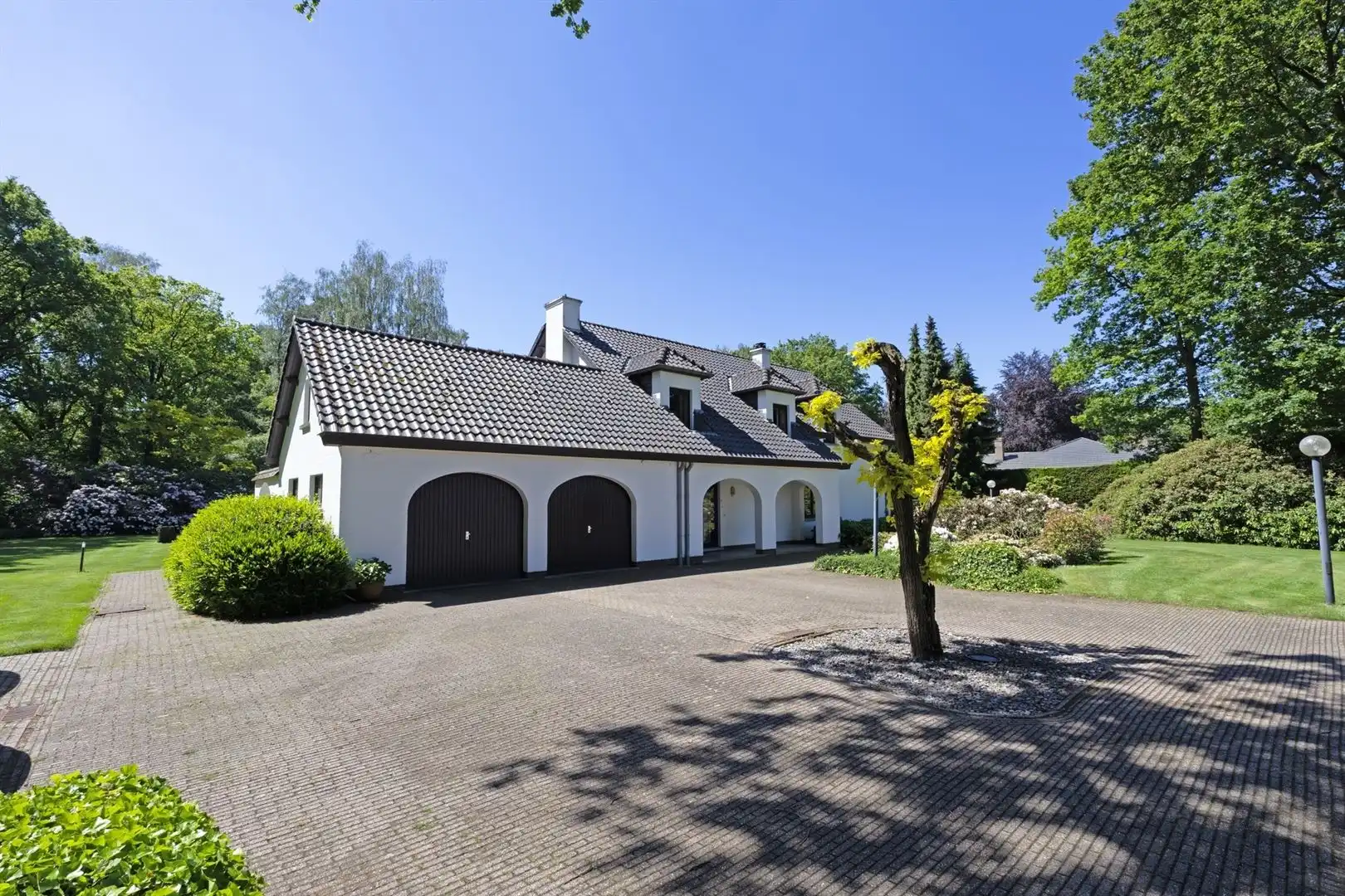 Charmante woning met weilanden op perceel van 2ha 48a 40ca foto 12