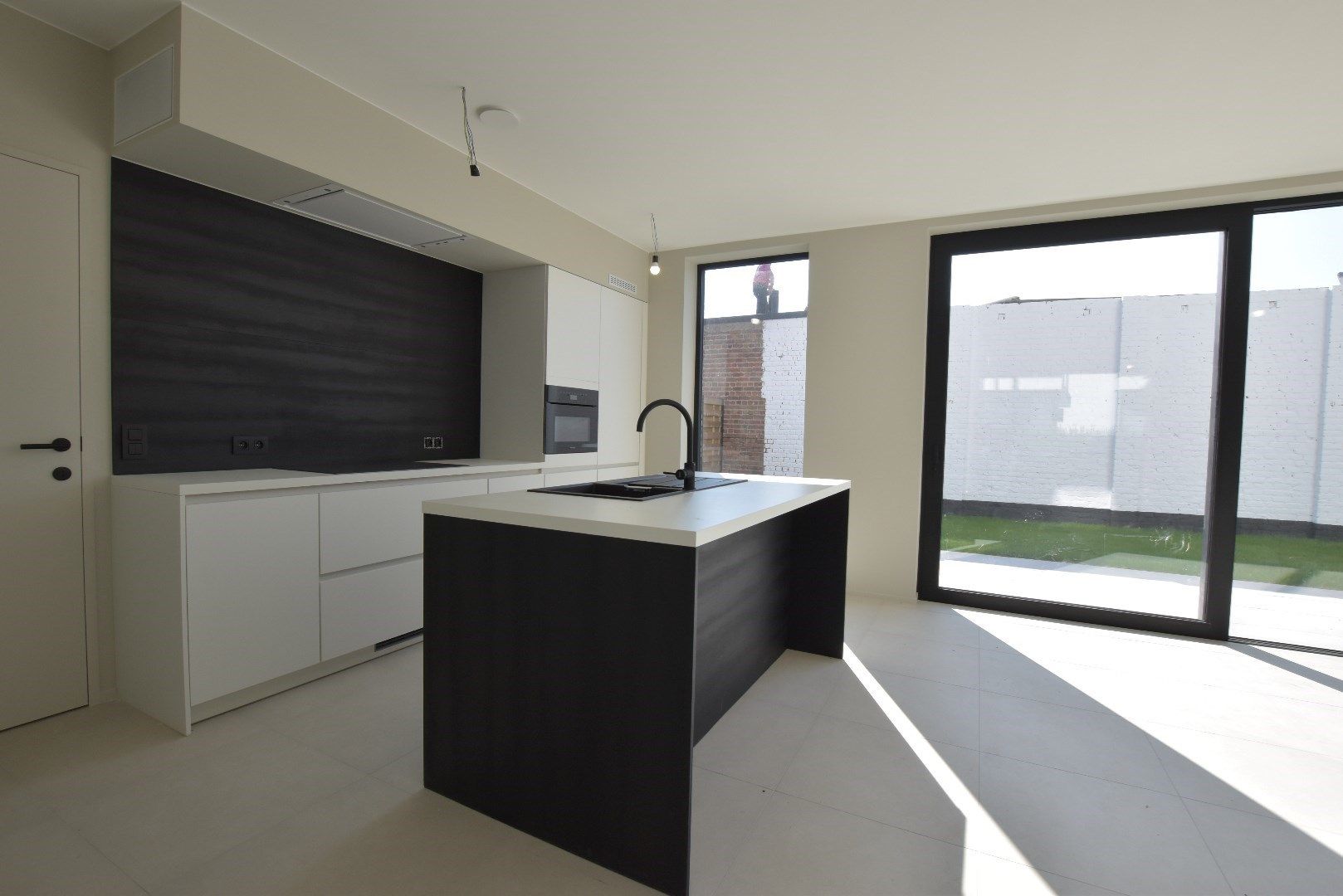 Nieuwbouwwoning rustig gelegen aan Duinenwater foto 5