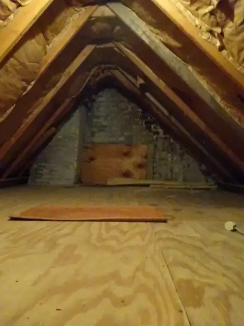 In één van de mooiste straten van Brugge centrum, vlakbij alle winkels CHARMANT ENERGIEZUINIG LICHTRIJK WOONHUIS met stadsTUINTJE, 3 SLAAPKAMERS, 2 BADKAMERS , Mogelijkheid om GARAGE bij te kopen foto 25