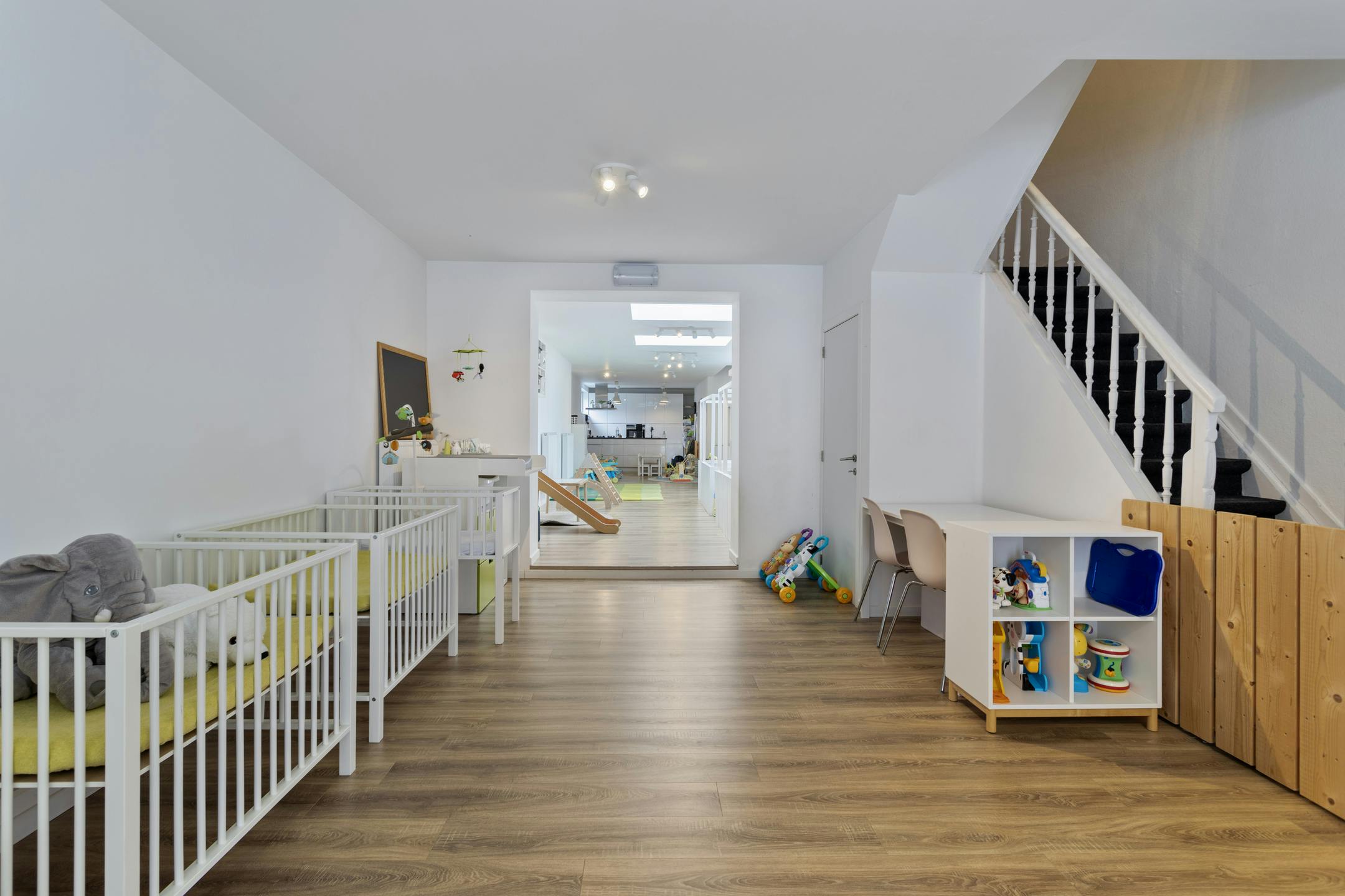 Handelspand/huis met mogelijkheden te koop in Schoten foto {{pictureIndex}}