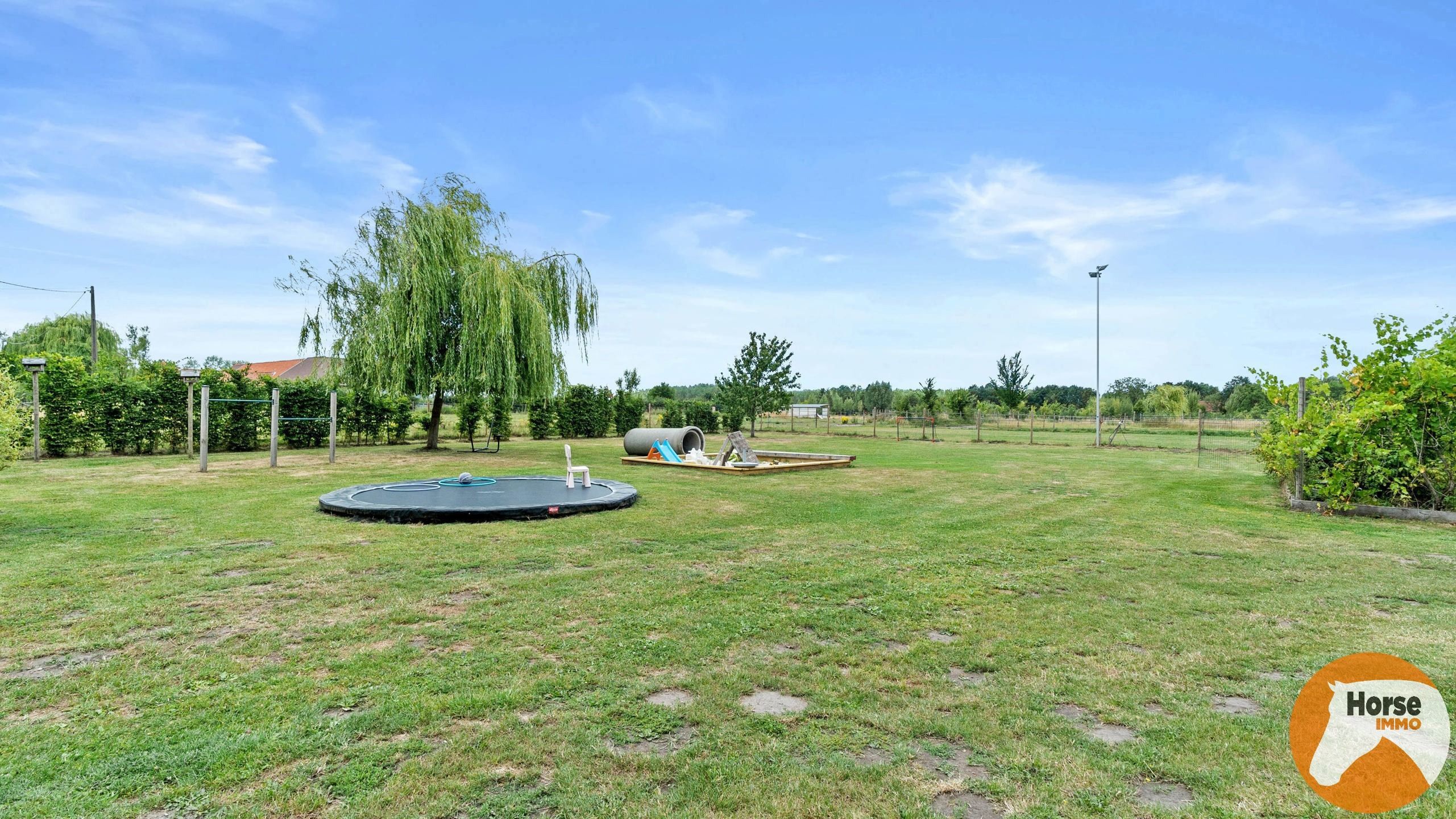GEETBETS - Gerenoveerde woning met paardenfaciliteiten foto 6
