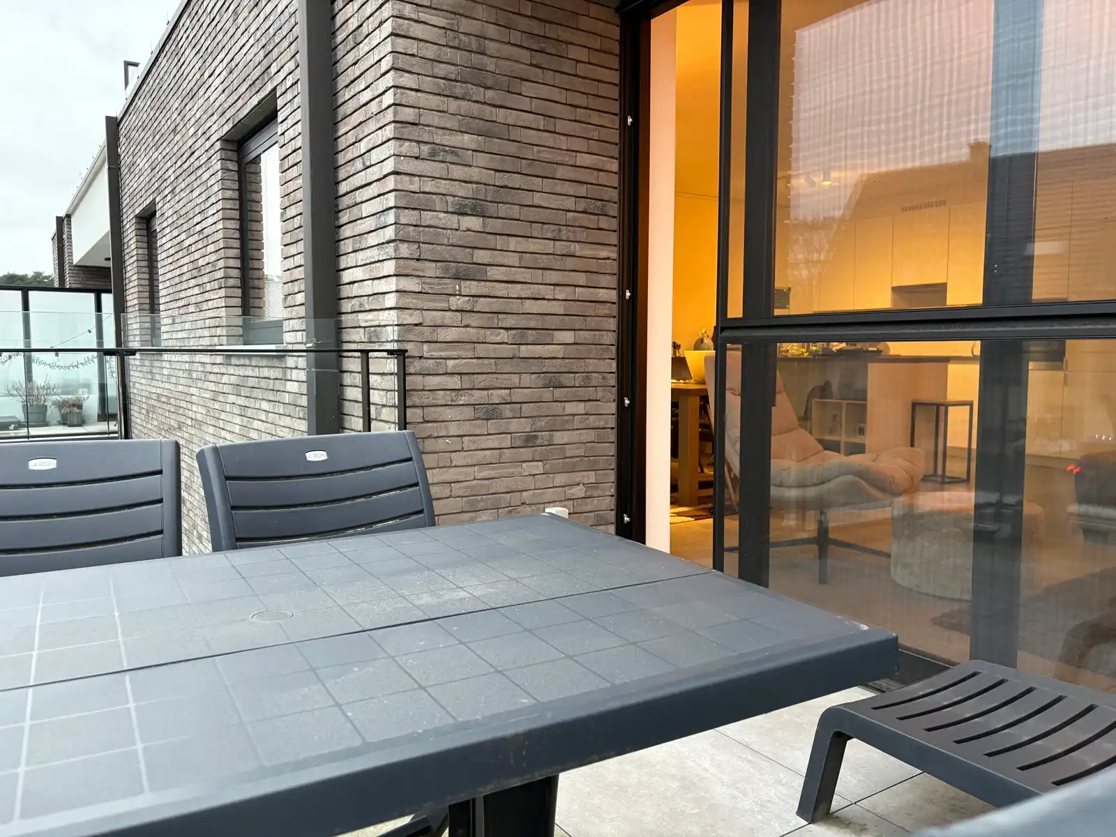 Recent appartement, met lift, zuidgericht terras.  foto 12