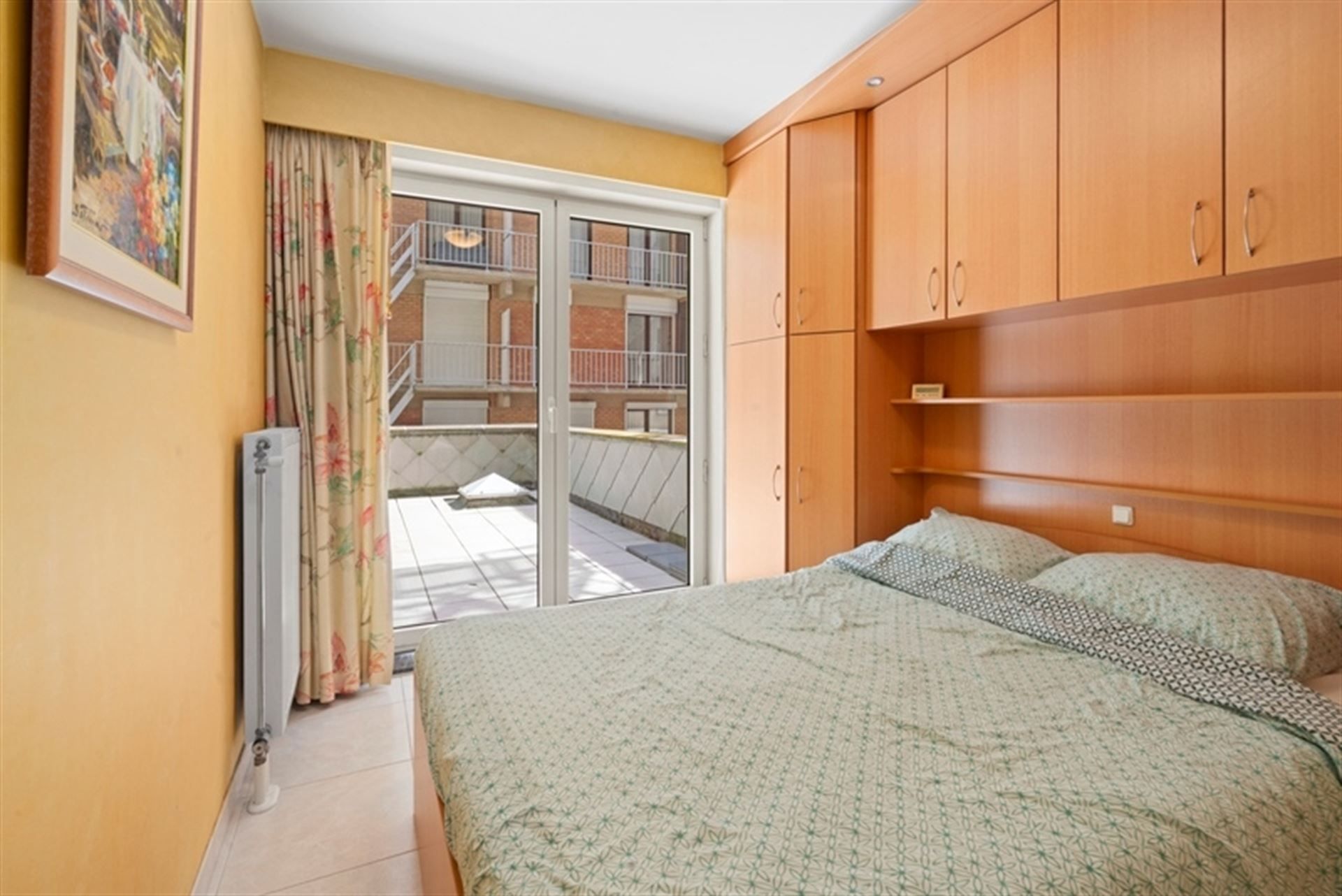 VERZORGD GEMEUBELD APPARTEMENT foto 5