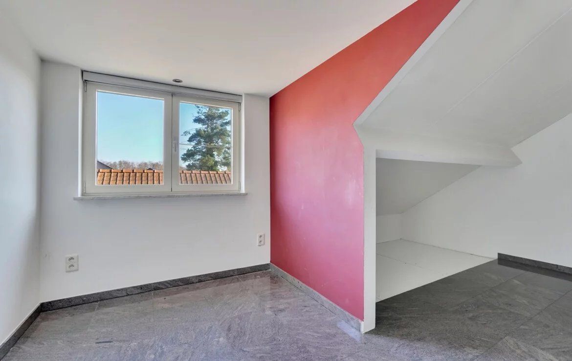 Stijlvolle villa met 4 slaapkamers op een prachtig perceel foto 18