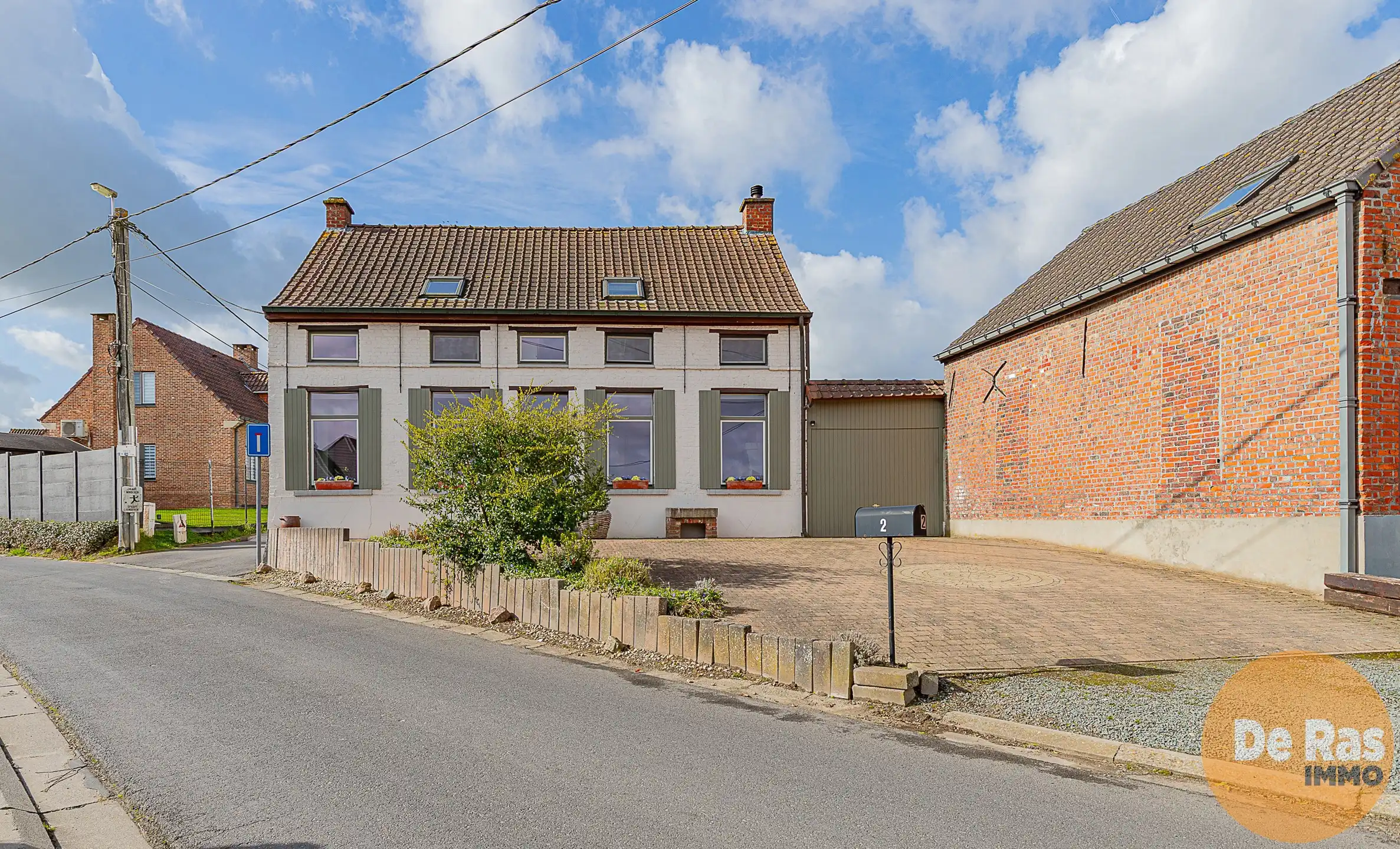 HAALTERT -Charmante woning in Hoevestijl/3slp/garage en tuin foto 2