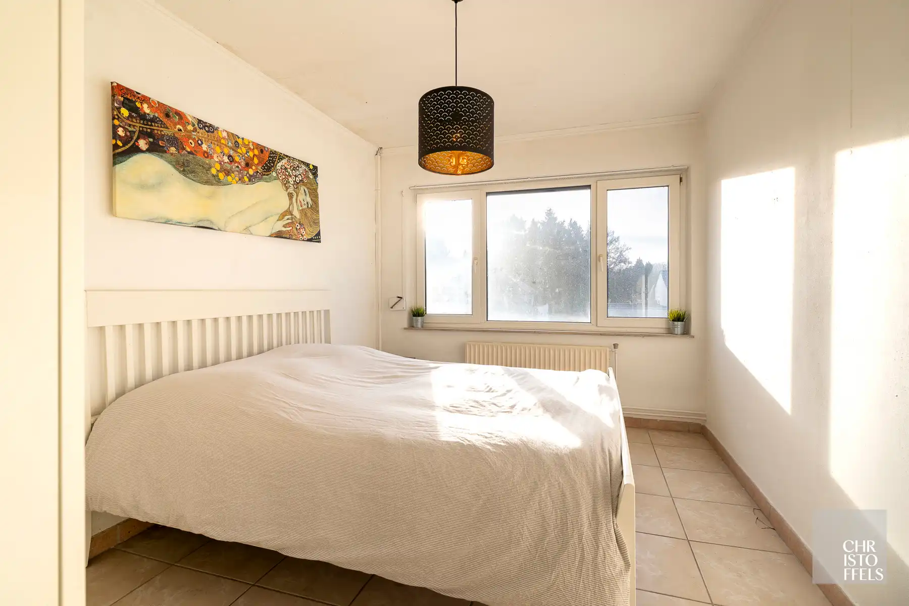 Te renoveren woning met 3 slaapkamers op ruim perceel van 1.085 m² foto 5