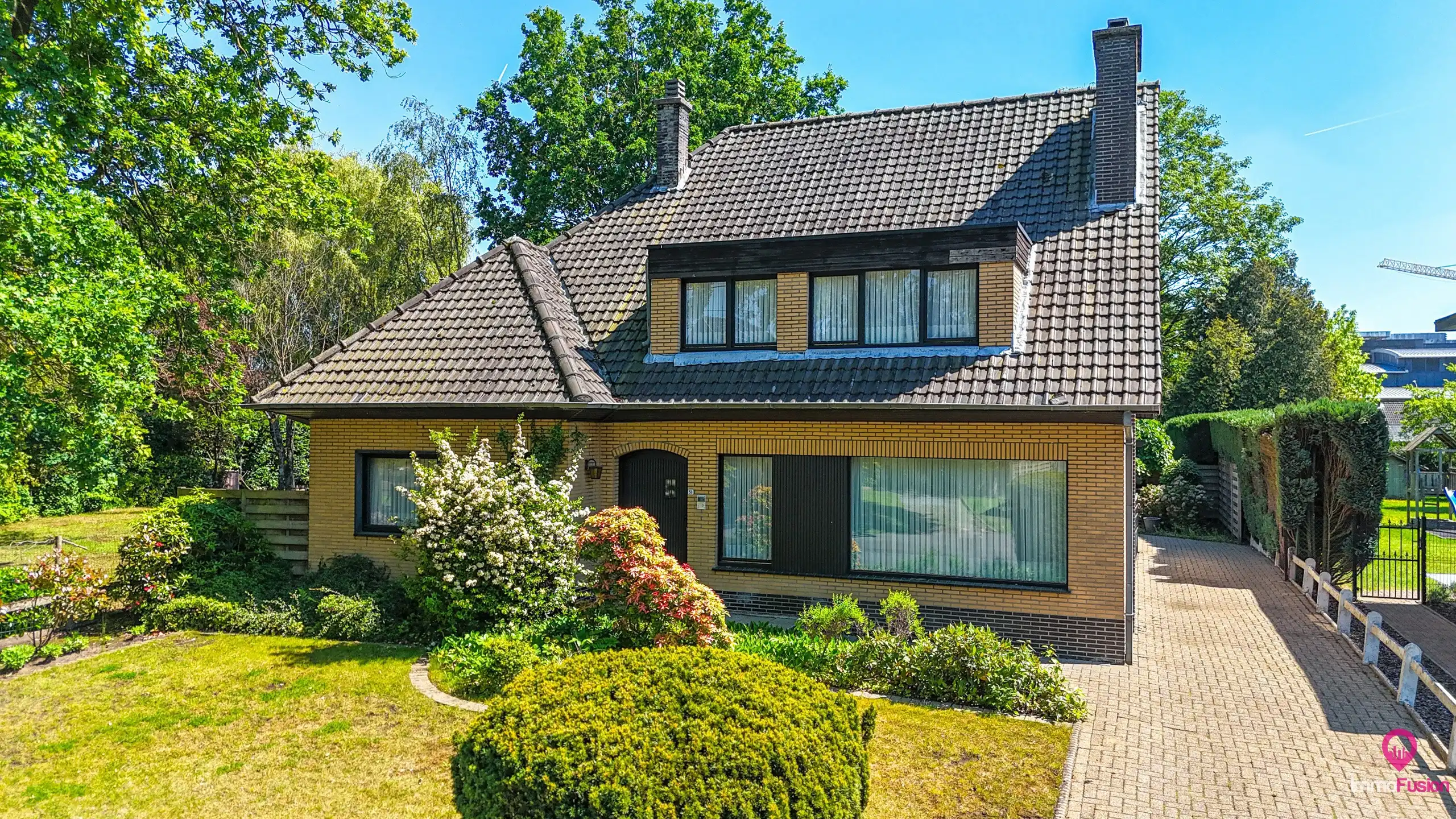 Rustig gelegen gezinswoning met 3 slpks en ruim perceel! foto 50