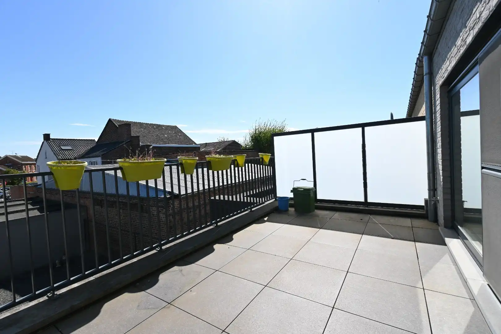 Knap ingericht ruim duplex-appartement met 3 slaapkamers te  Bilzen - Merem + autostandplaats foto 15