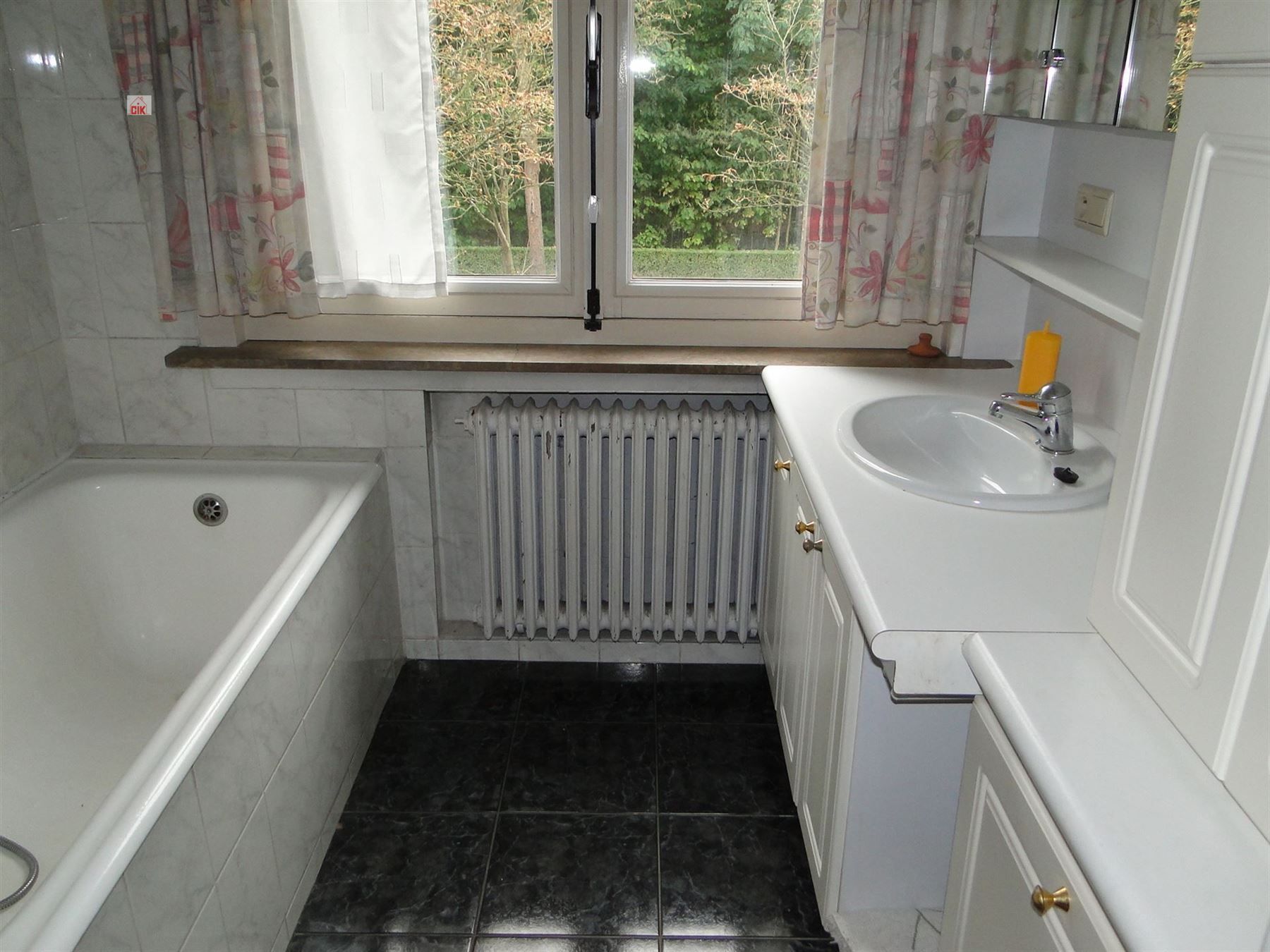 Villa met garage en zwembad  foto 19