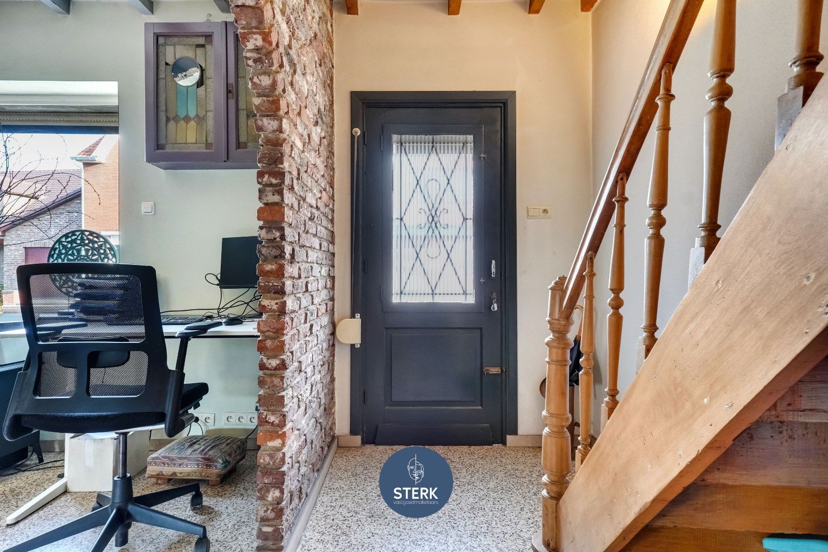 CHARMANTE GEZINSWONING OP EEN RIANT PERCEEL VAN CIRCA 31 ARE !  foto 5