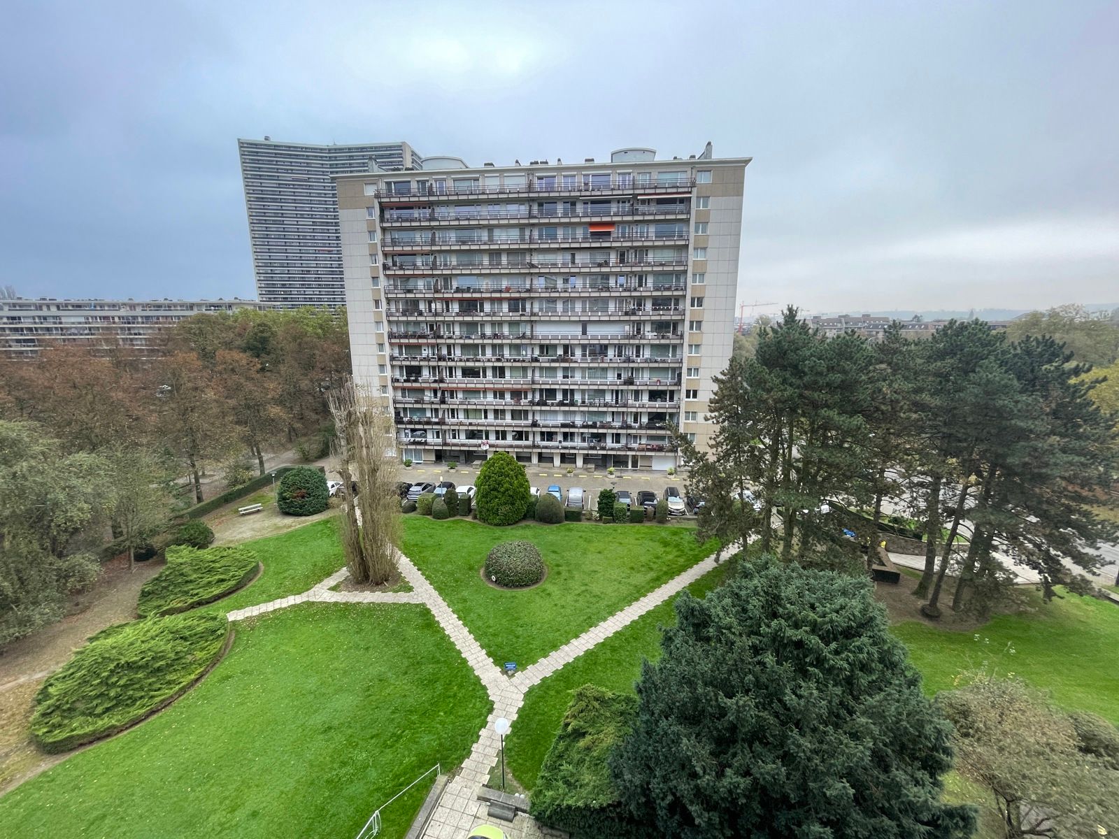 OPTIE Appartement met één slaapkamer, terras en kelder foto 13