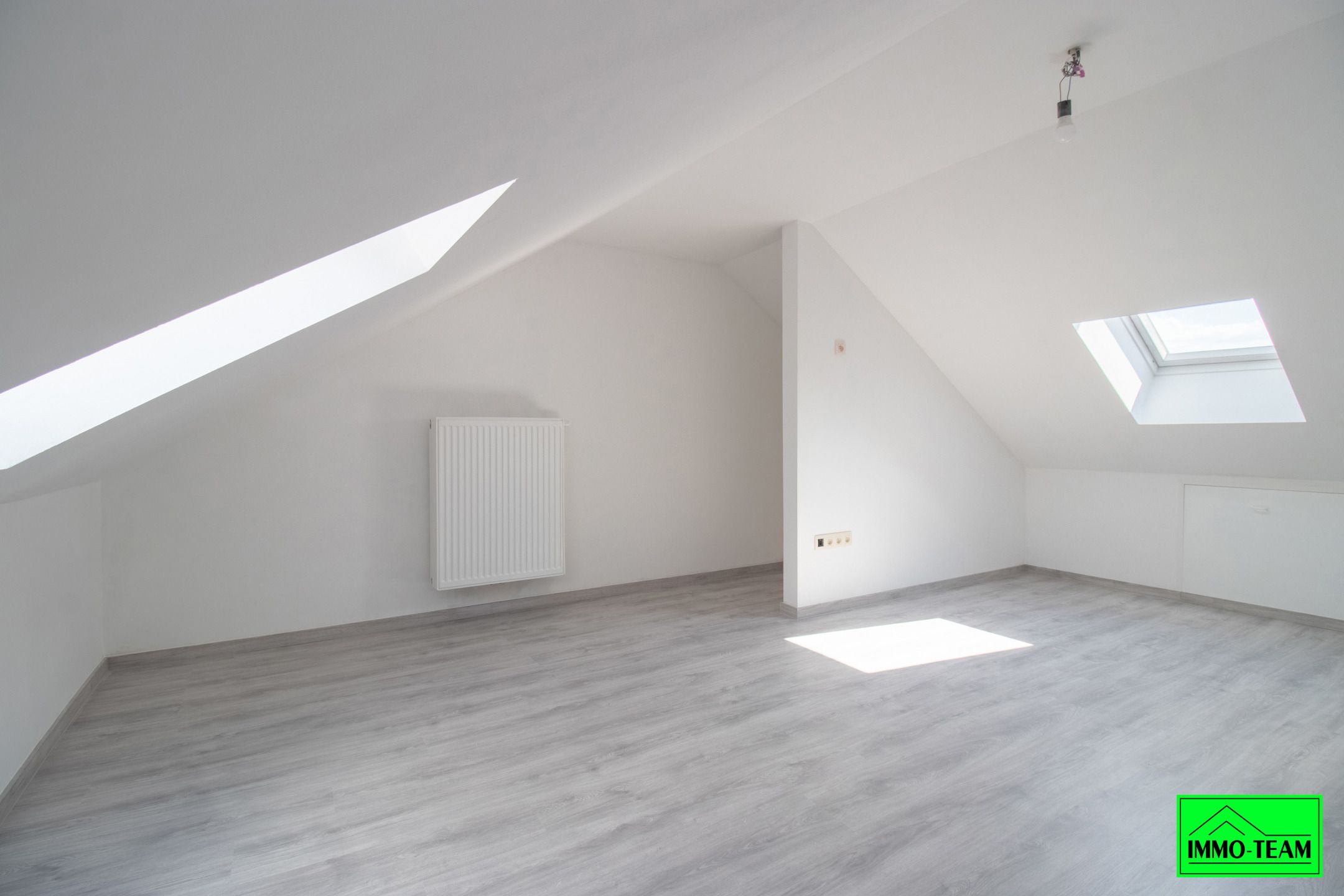 Volledig gerenoveerde woning met 3 slaapkamers nabij centrum foto 12