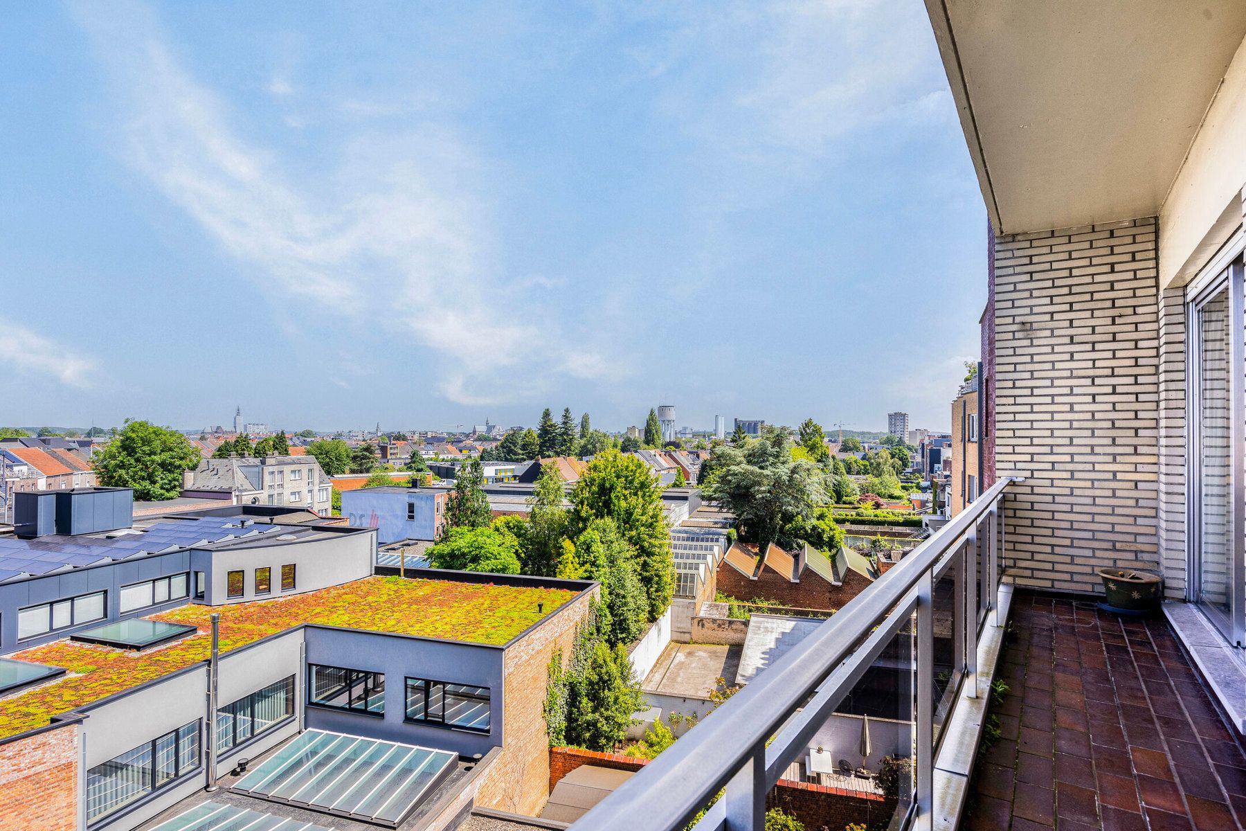 Zeer ruim 2-slaapkamerappartement met 2 terrassen foto 22