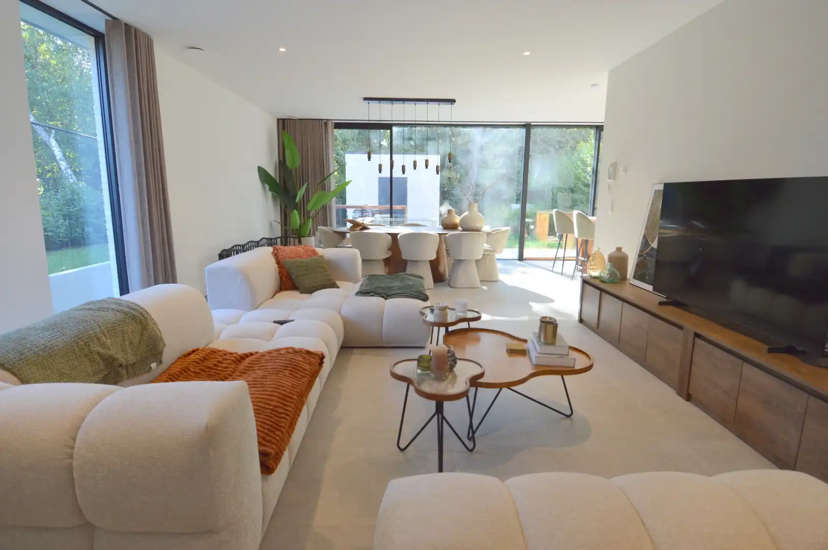 Ruime halfopen nieuwbouwwoning met tuin, garage en 3 slaapkamers in Marke foto 3