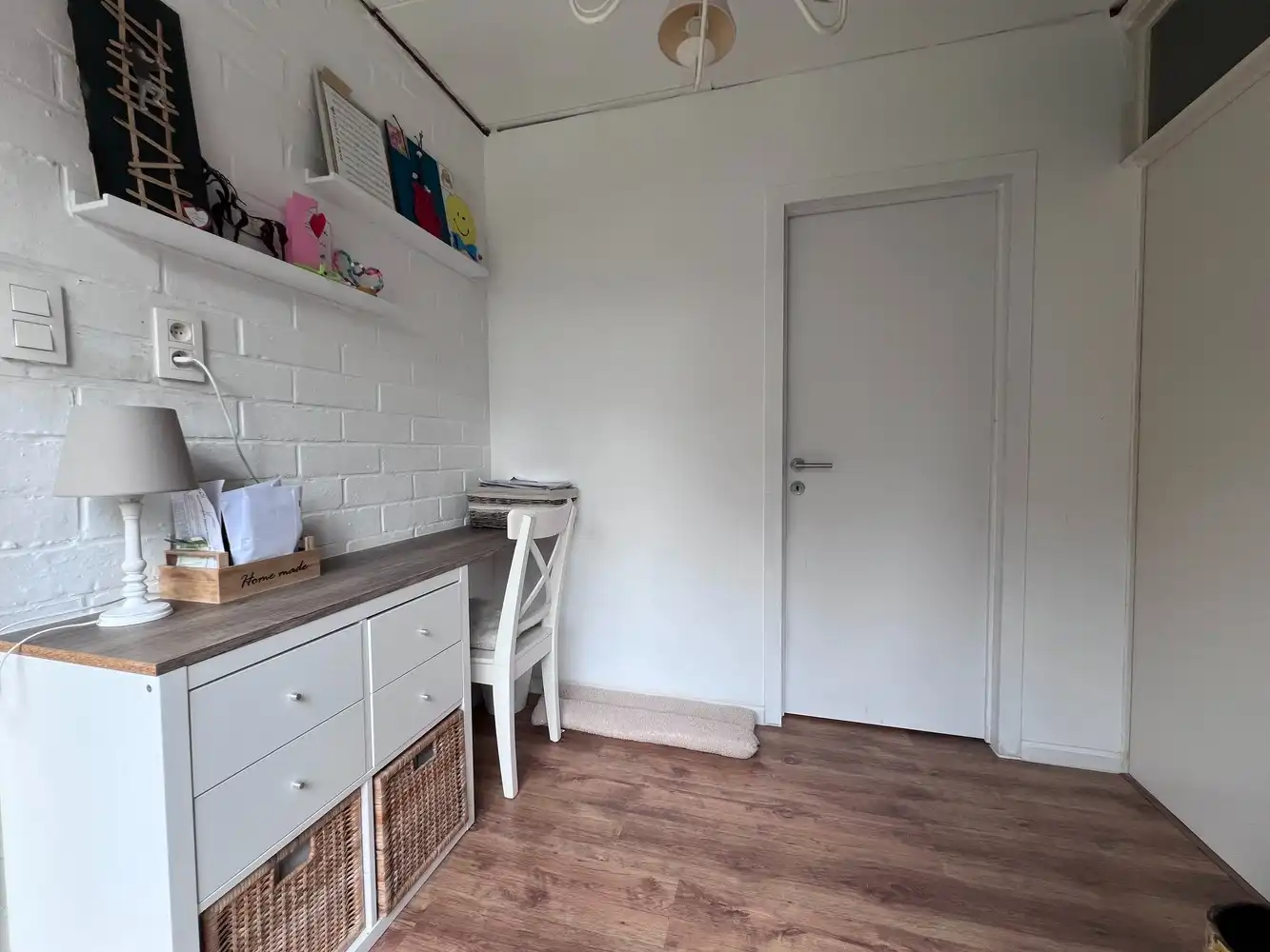 Landelijk gelegen woning met 4 slaapkamers en weide. foto 11