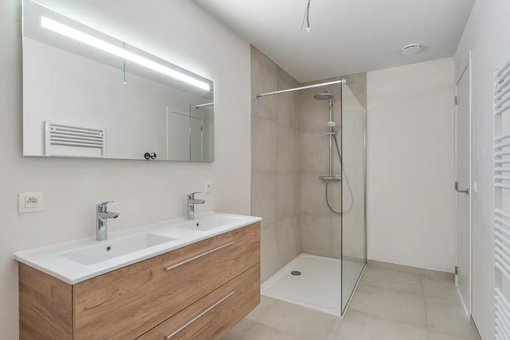 Luxueus energiezuinig penthouse appartement met ruim zonneterras met prachtig verzicht op het stadscentrum en achterliggend groen foto 18