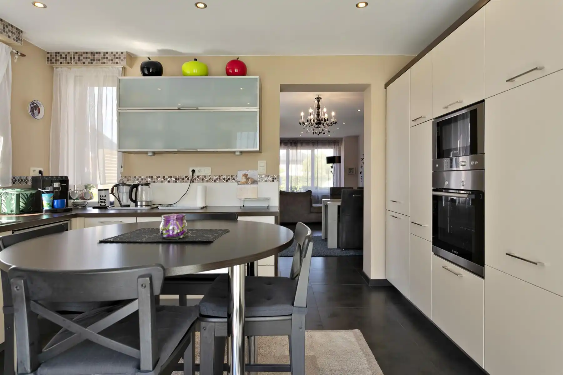 Ruime, instapklare gezinswoning te BEGIJNENDIJK foto 6