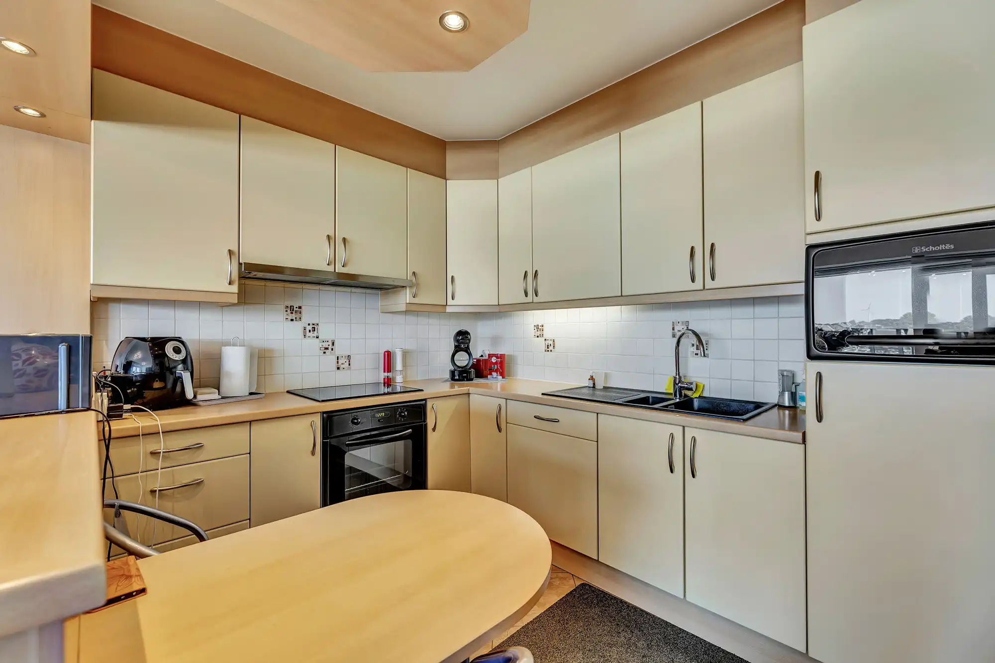 Twee slaapkamer appartement nabij centrum Denderleeuw foto 6