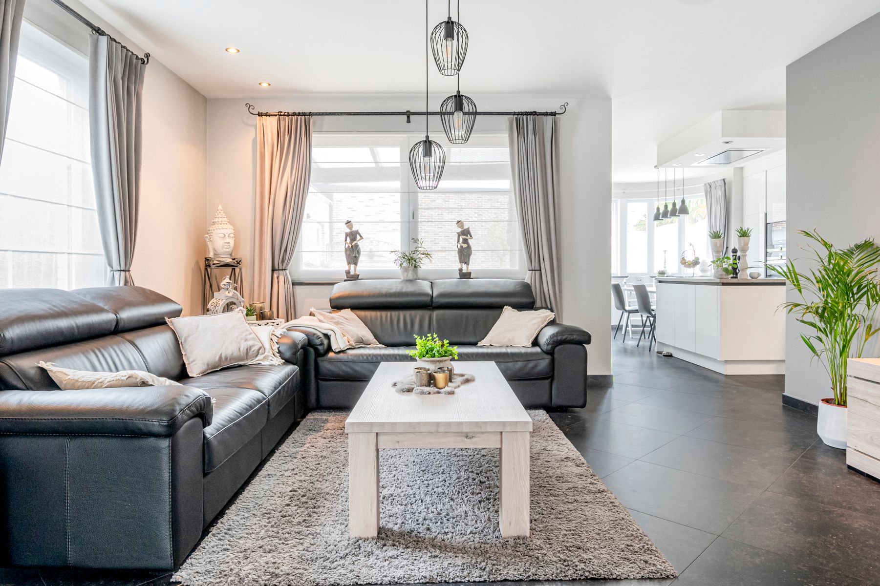 Halfopen bebouwing in topstaat foto 9