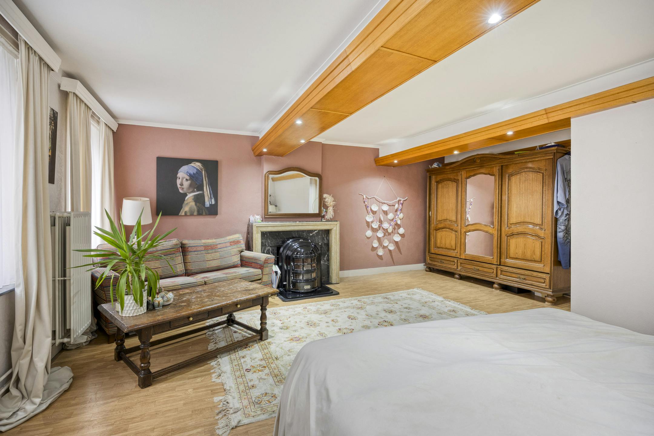 Uniek handelshuis met ruime garage in het hartje Borgloon foto 12