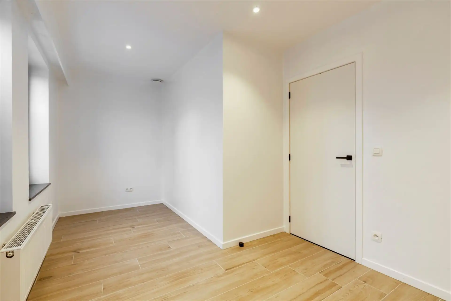 Gerenoveerde woning met 3 slpk op een zeer centrale ligging! foto 6