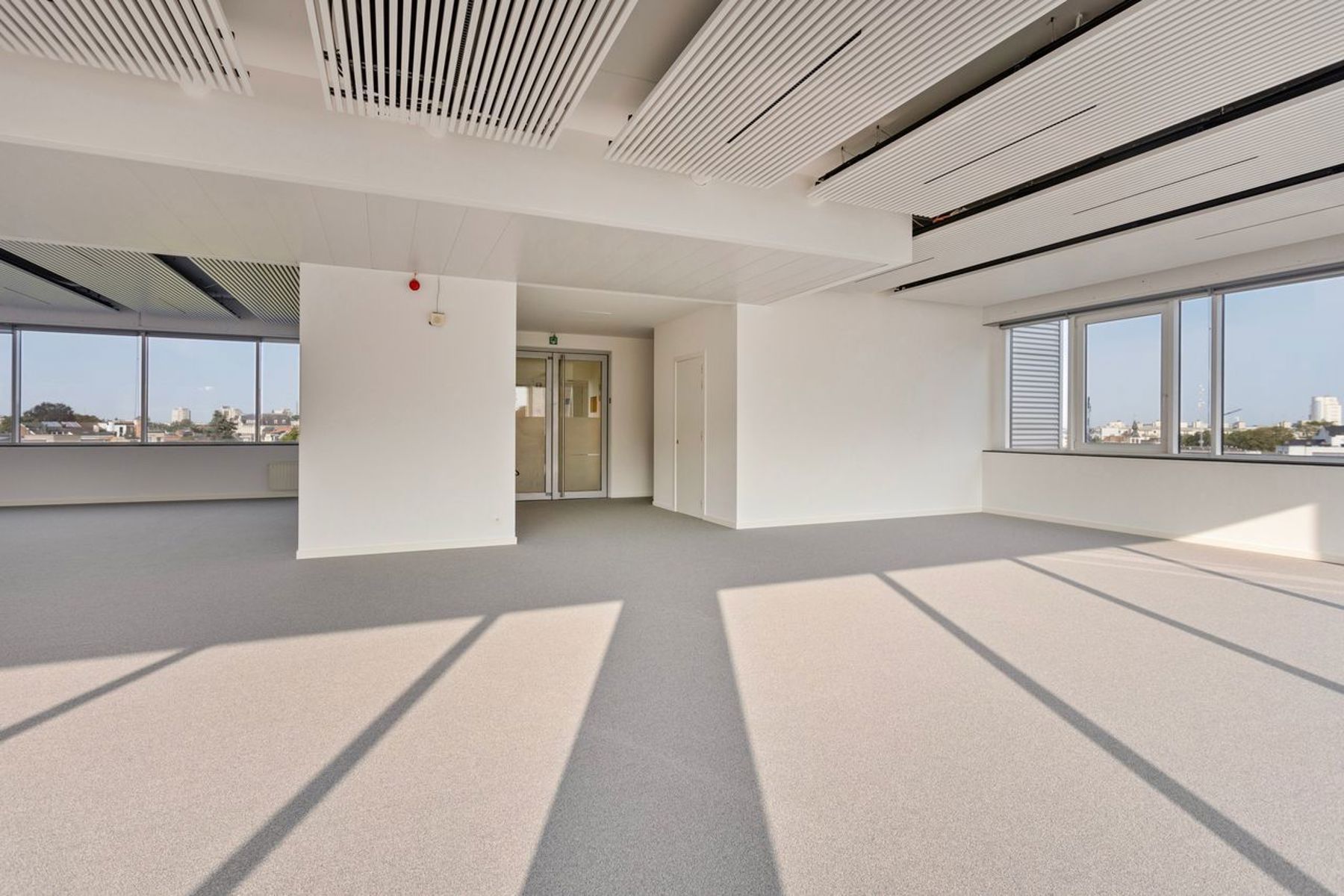 The Compass – Flexibele en duurzame kantoren foto 17