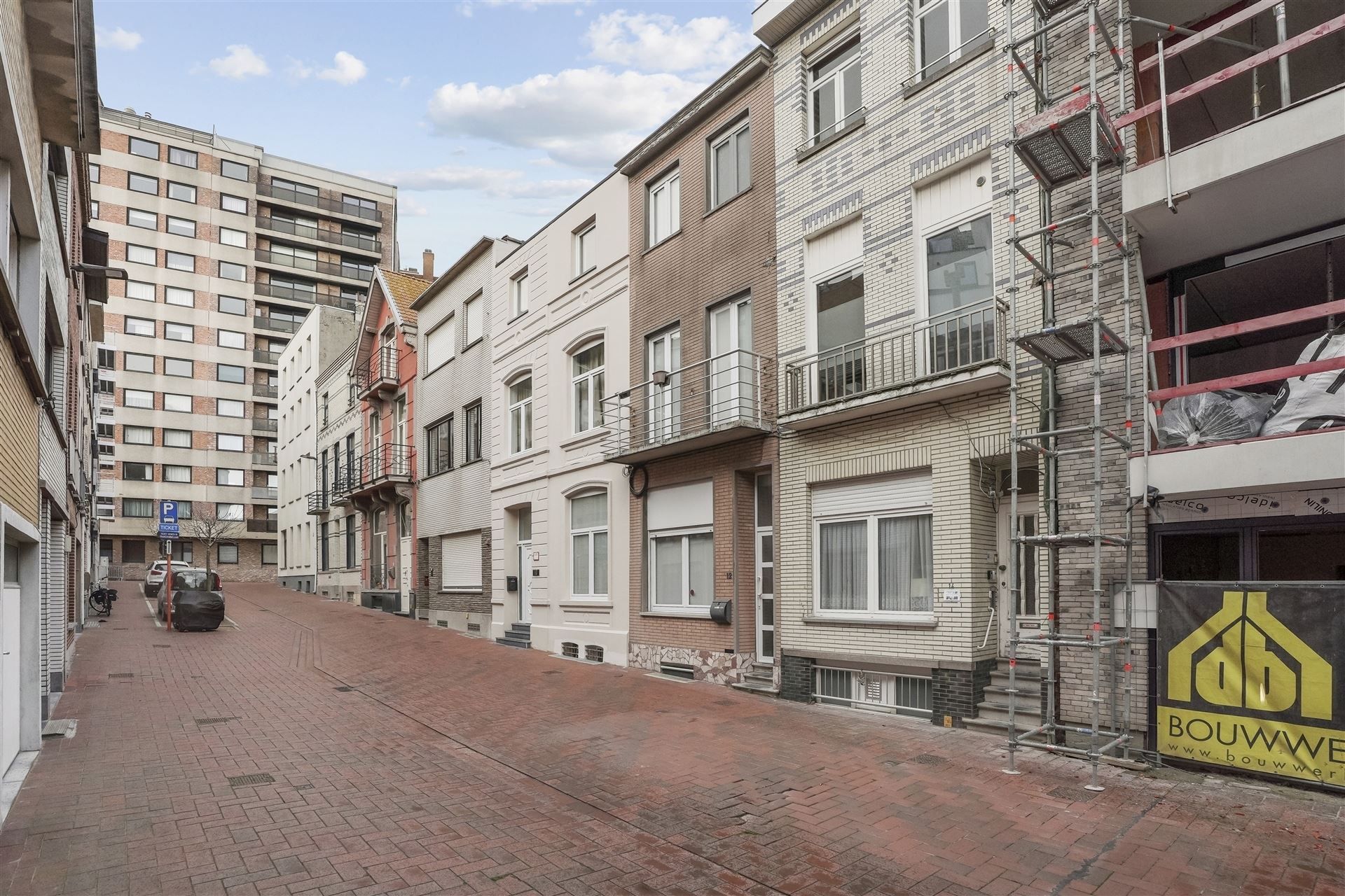 ZONNIG / VLAK AAN ZEEDIJK foto 20