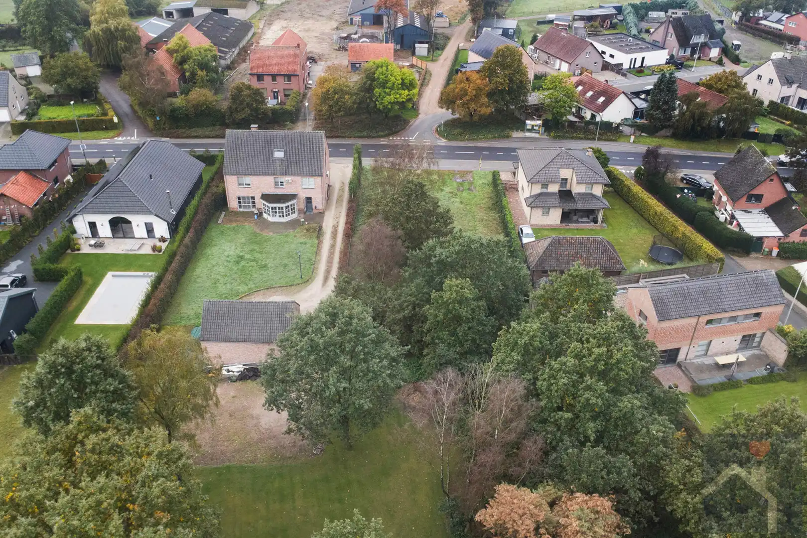 🌳 Ruime bouwgrond met uitzonderlijk groene ligging, maar liefst 26a 88ca! foto 9
