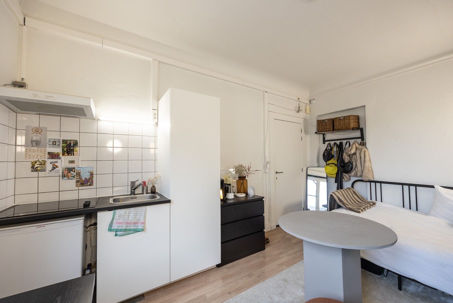 Vergund studentengebouw op een uitstekende AAA locatie, tegenover de AP Hogeschool foto 20